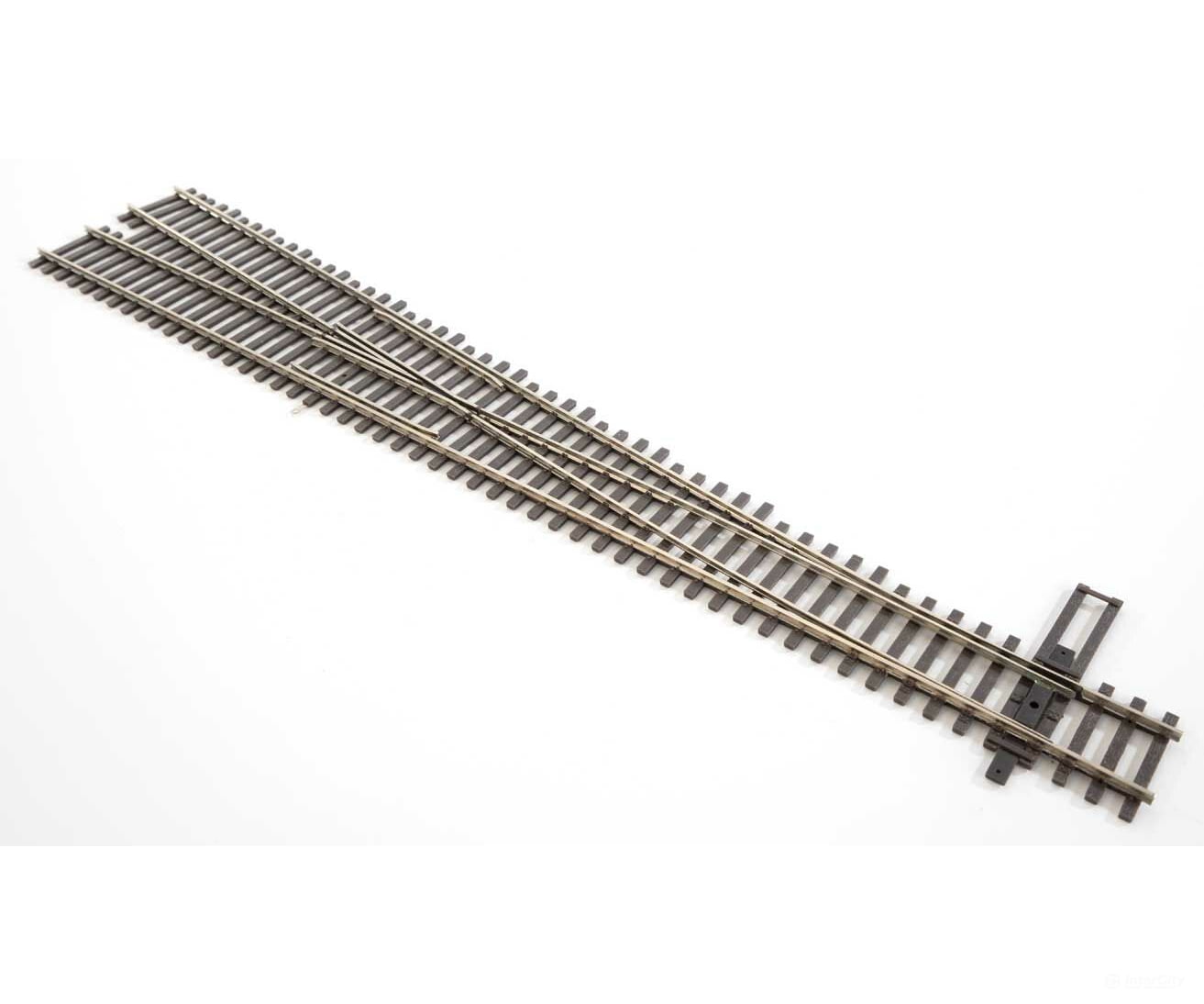 Walthers Scenemaster 83020 Code 83 Nickel Silver Dcc-Friendly #8 Turnout -- Right Hand Track &