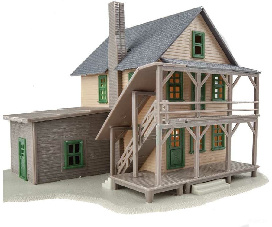 Walthers Trainline 914 Rooming House -- Kit Structures