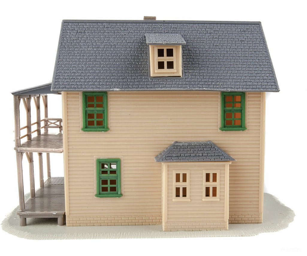 Walthers Trainline 914 Rooming House -- Kit Structures
