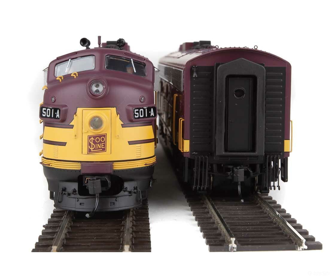 Walthers Life-Like 49520 Ho Emd Fp7 - F7B Standard Dc -- Soo Line 501A 501C (Maroon Dulux Gold
