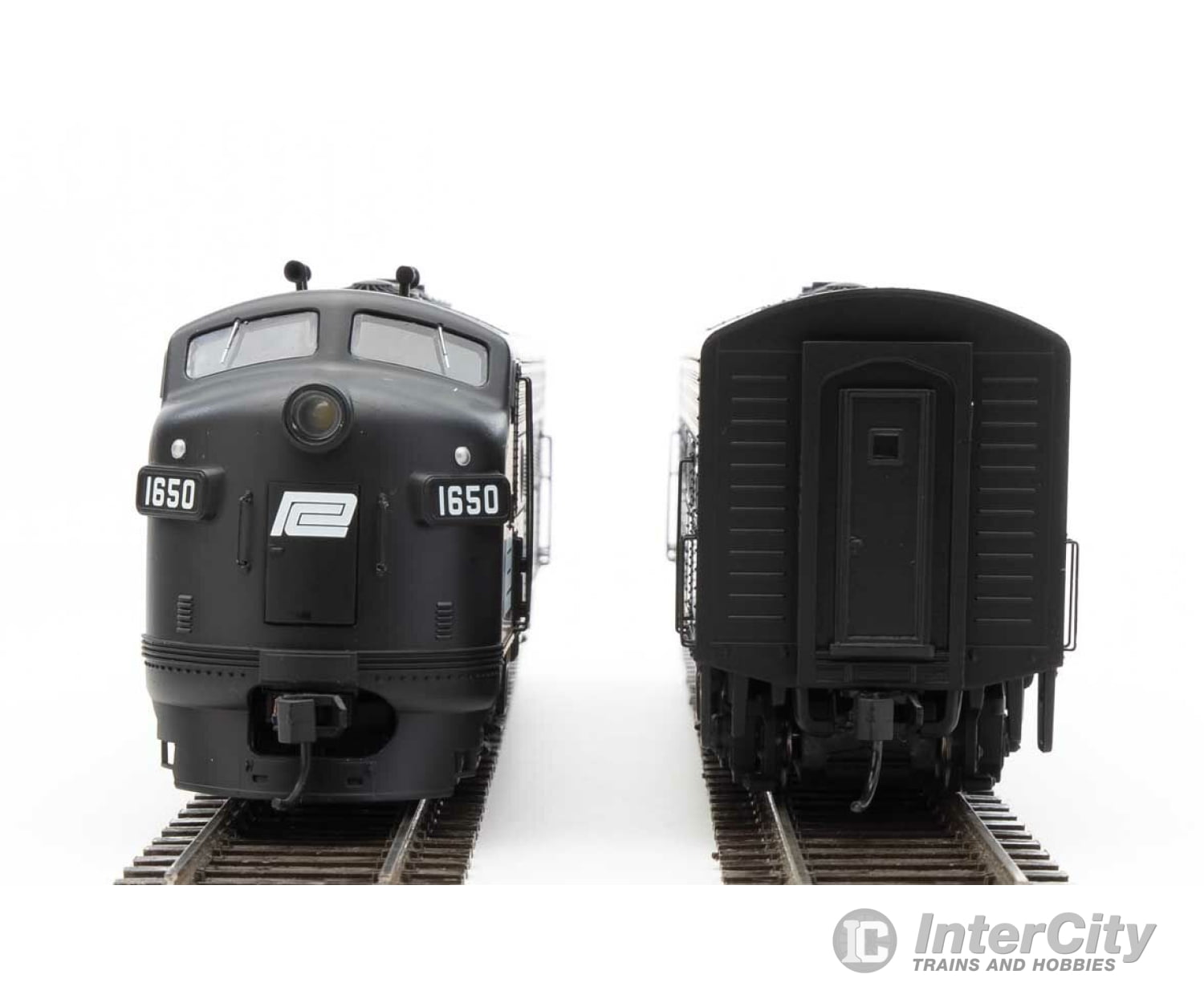 Walthers Mainline 19983 Emd F7 A-B Set - Esu Sound And Dcc -- Penn Central #1650 #3460 (Black White)