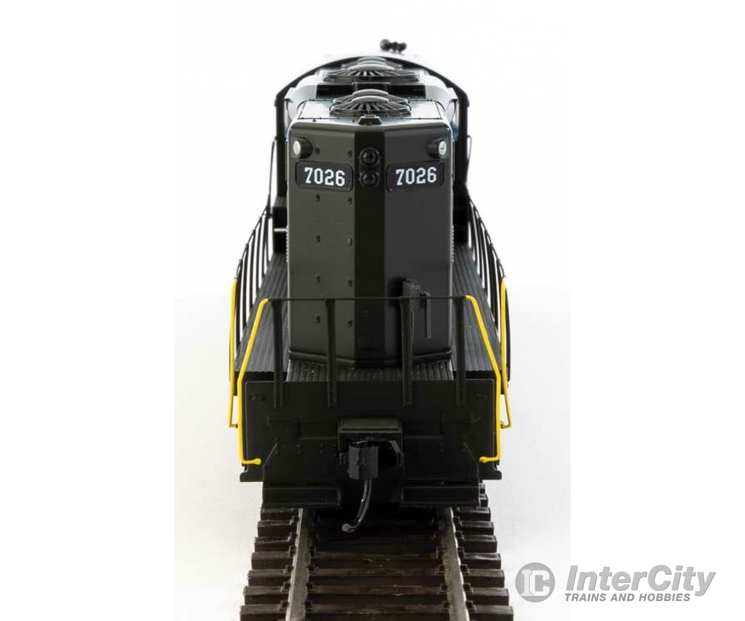 Walthers Mainline 20487 Emd Gp9 Phase Ii With High Hood - Esu(R) Sound And Dcc -- Pennsylvania #7026