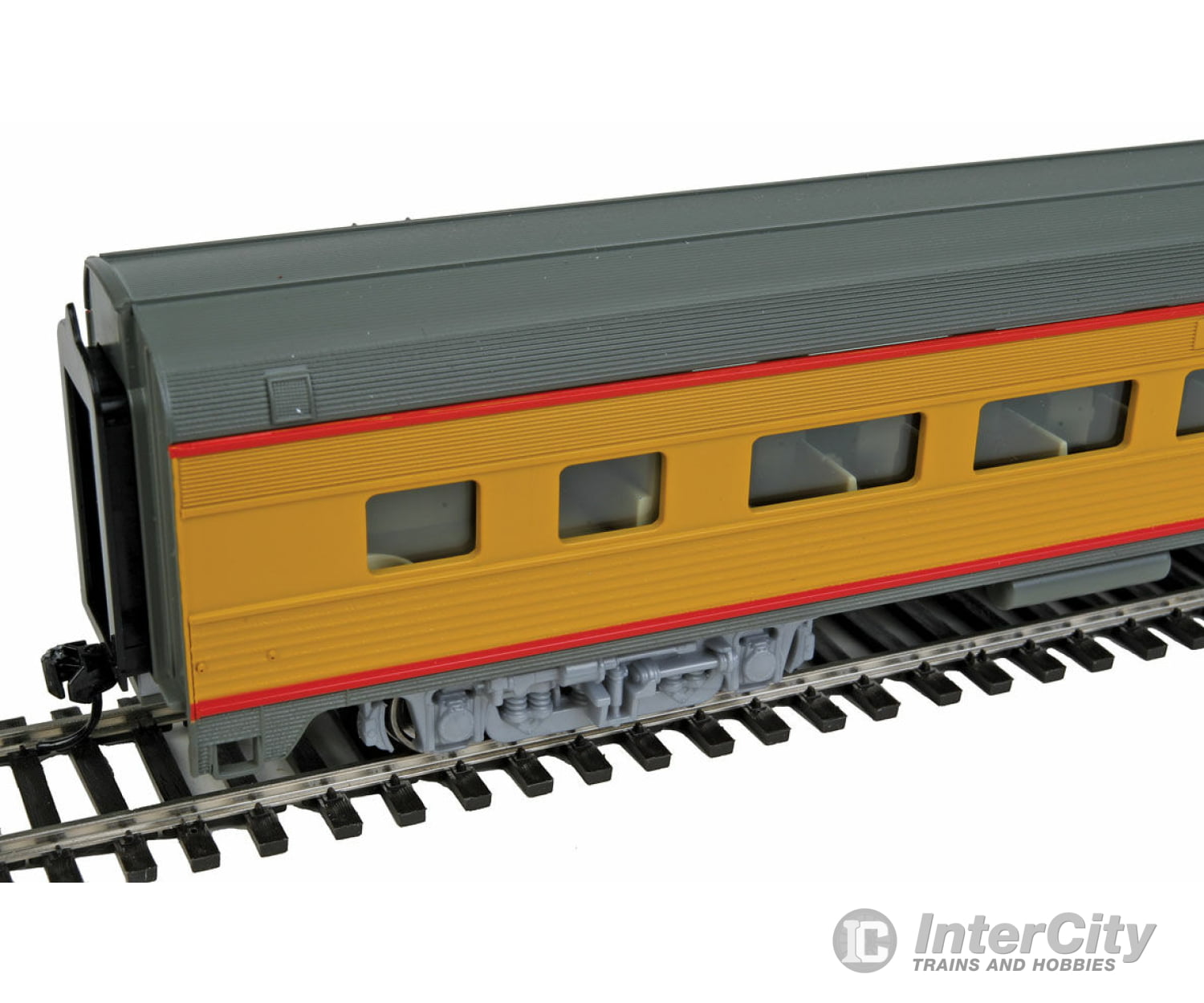 Walthers Mainline 30008 85 Budd Large-Window Coach - Ready To Run -- Union Pacific (Armour Yellow