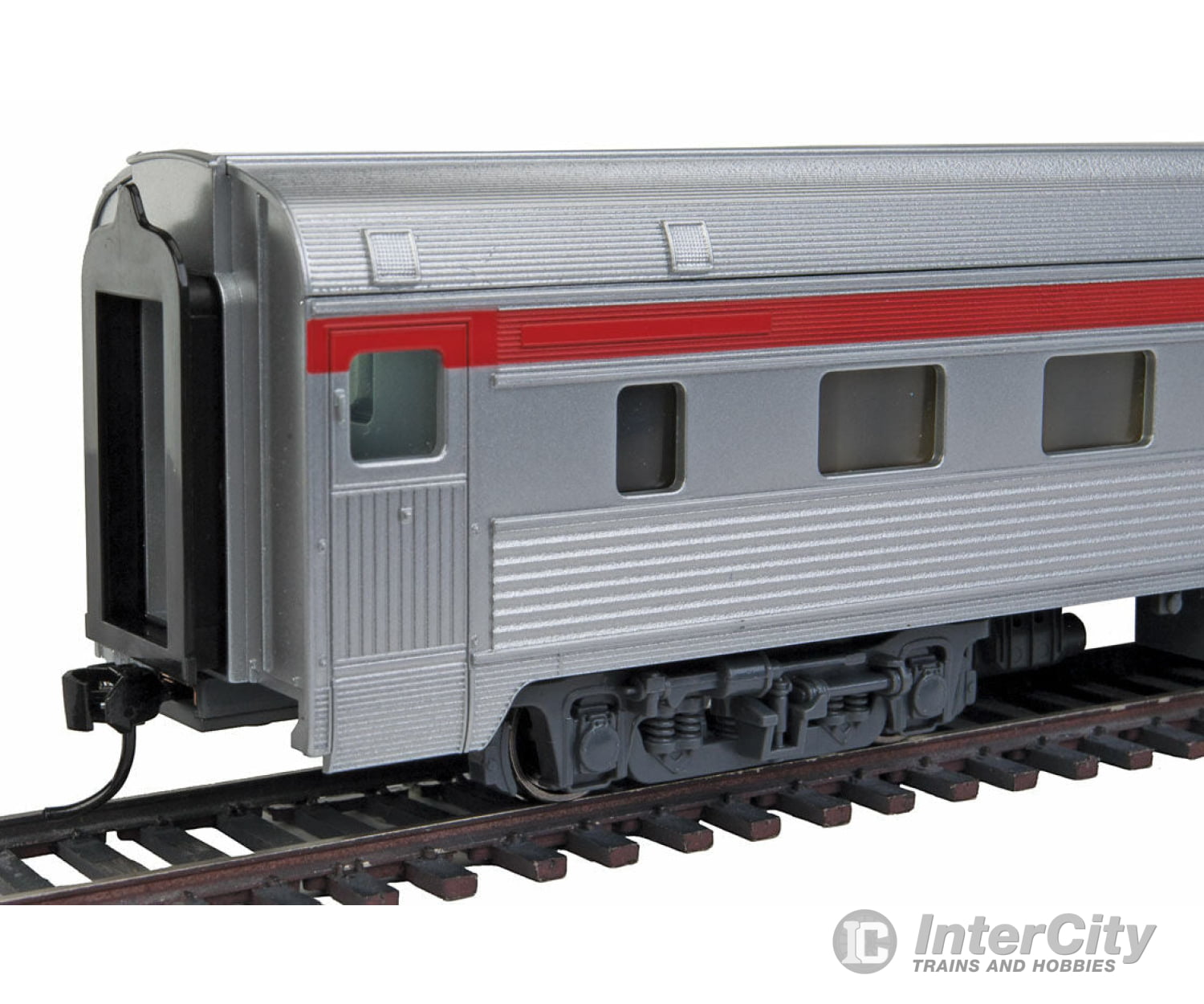 Walthers Mainline 30107 85 Budd 10-6 Sleeper - Ready To Run -- Southern Pacific (Silver Red)