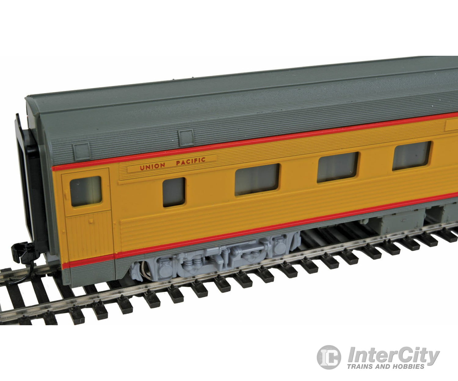 Walthers Mainline 30108 85 Budd 10-6 Sleeper - Ready To Run -- Union Pacific (Armour Yellow Gray