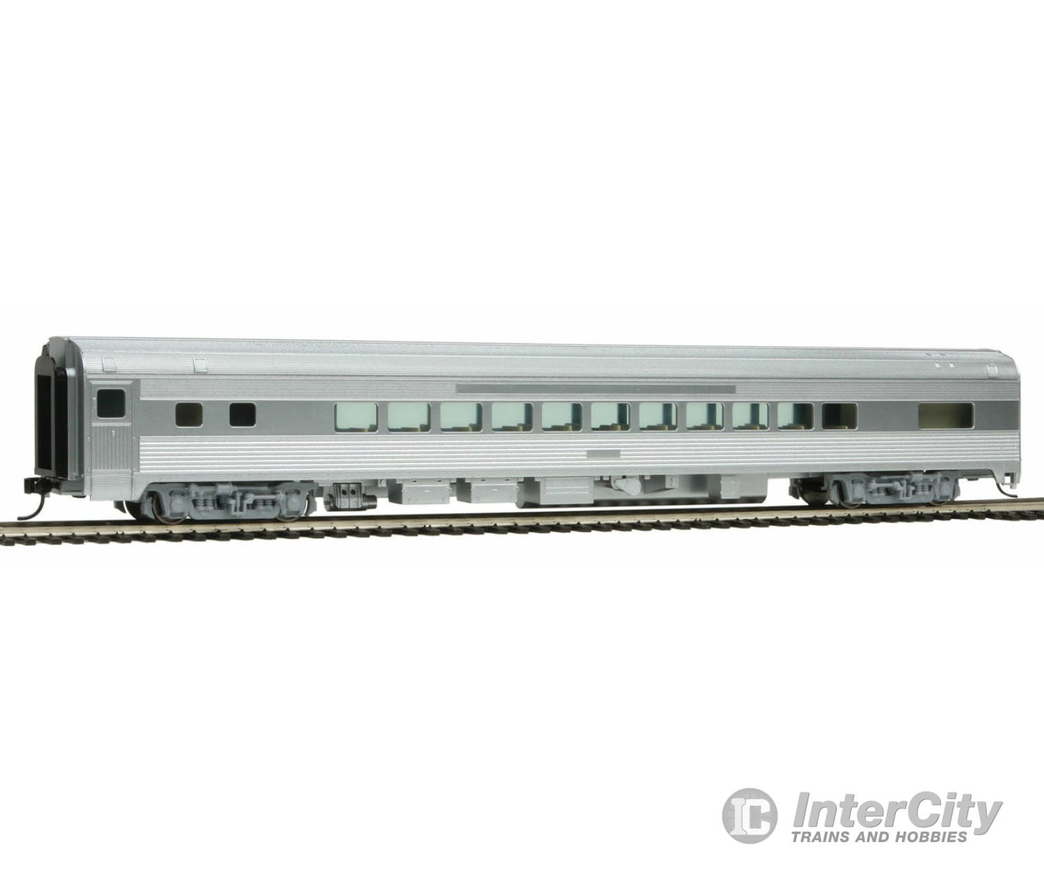 Walthers Mainline 30200 85 Budd Small-Window Coach - Ready To Run -- Painted Unlettered (Silver)