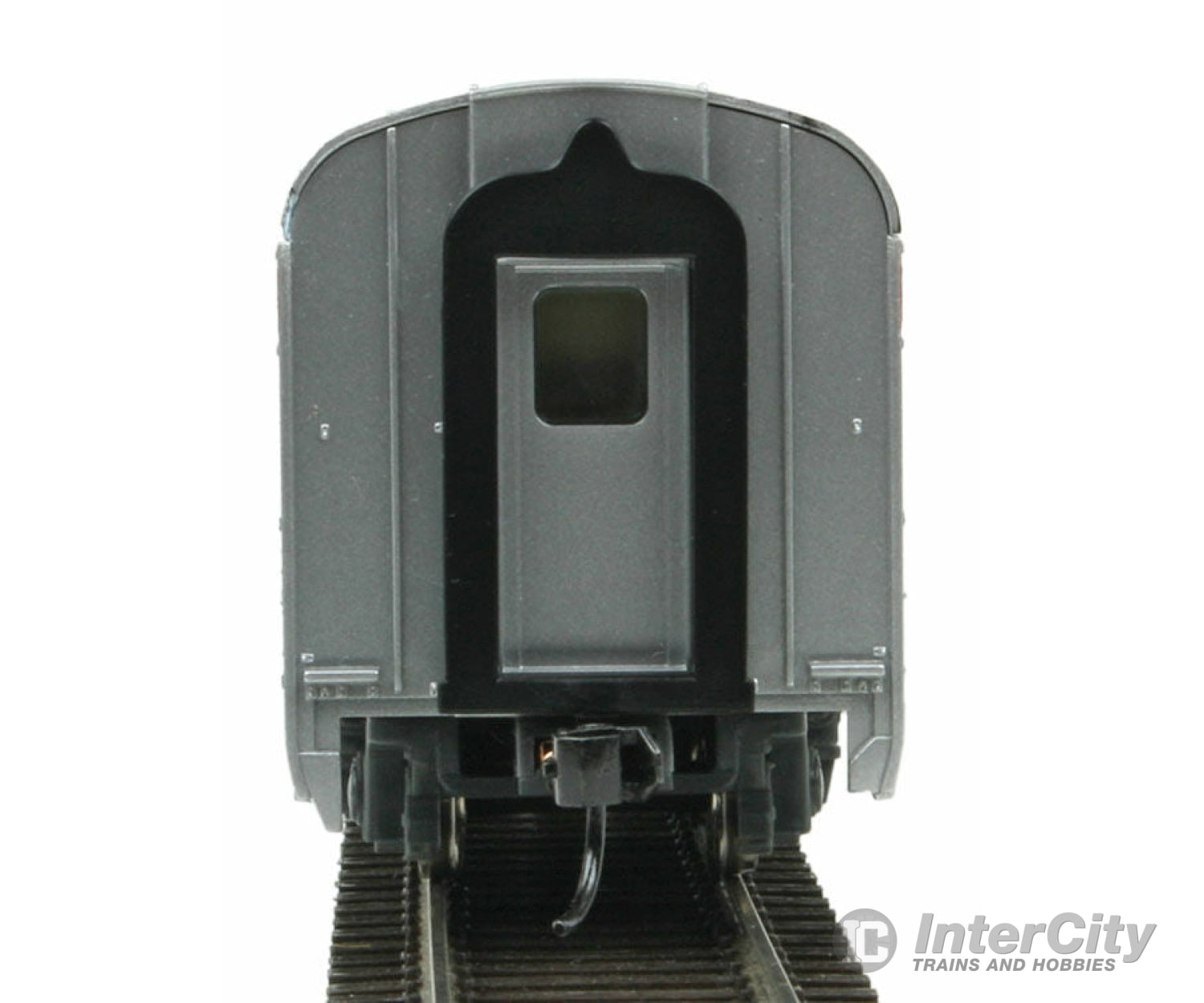 Walthers Mainline 30203 85 Budd Small-Window Coach - Ready To Run -- Southern Pacific(Tm) (Silver