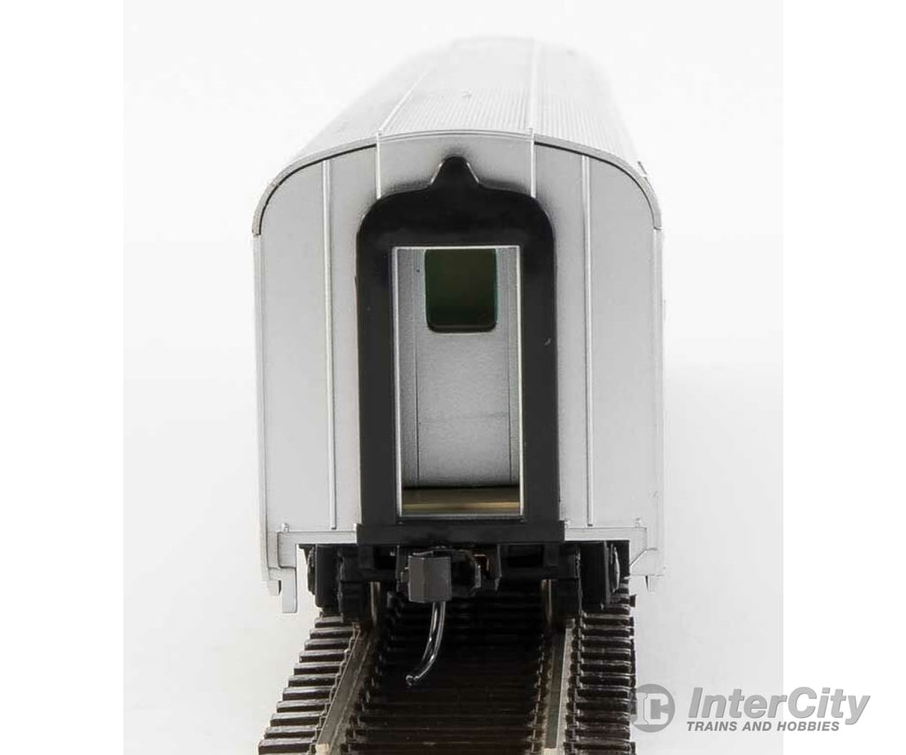 Walthers Mainline 30207 85 Budd Small-Window Coach - Ready To Run -- Amtrak(R) Phase I Passenger