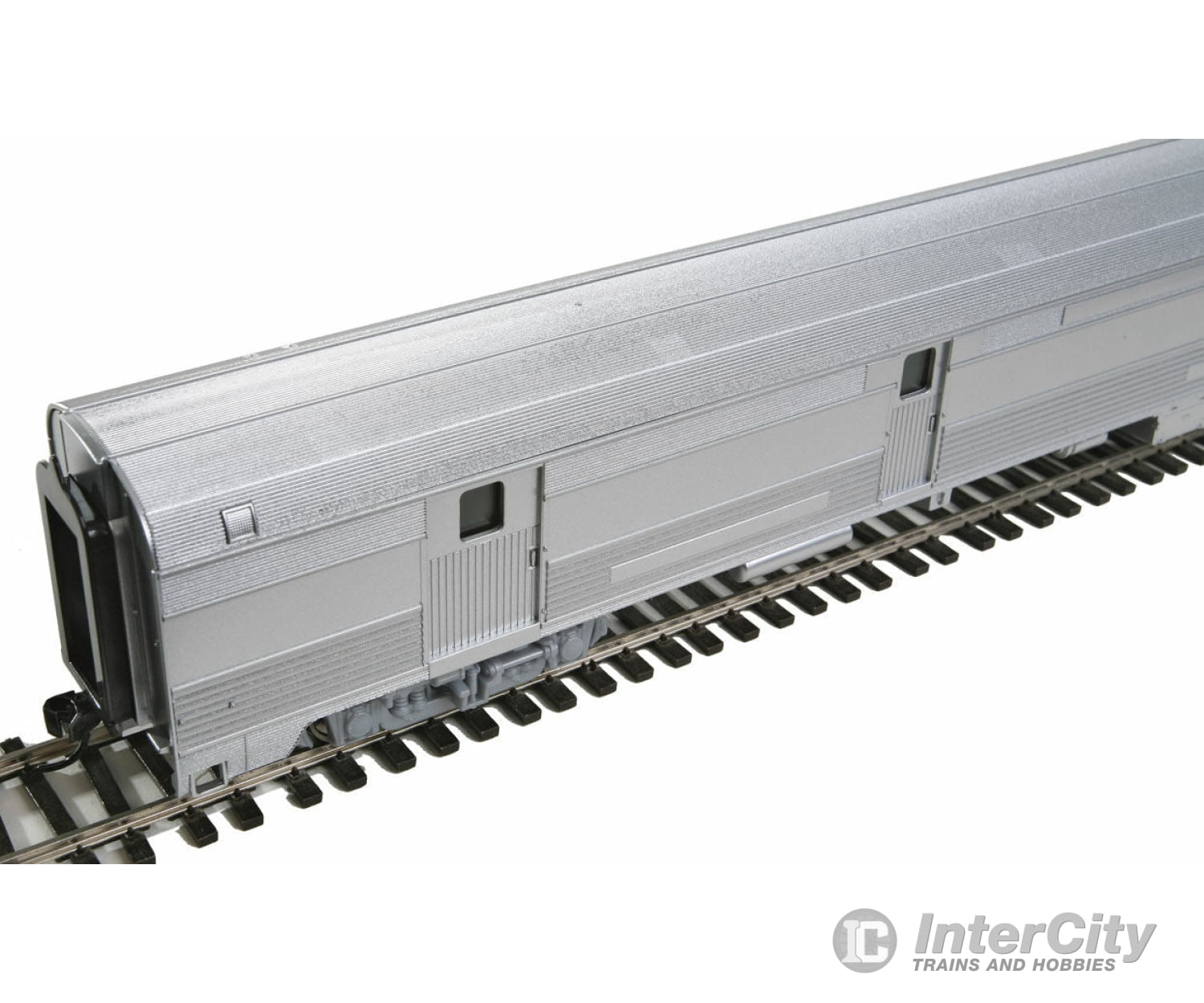 Walthers Mainline 30300 85 Budd Baggage-Railway Post Office - Ready To Run -- Painted Unlettered