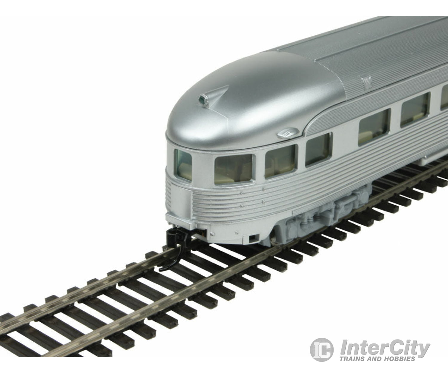 Walthers Mainline 30352 85 Budd Observation - Ready To Run -- Santa Fe (Silver) Passenger Cars