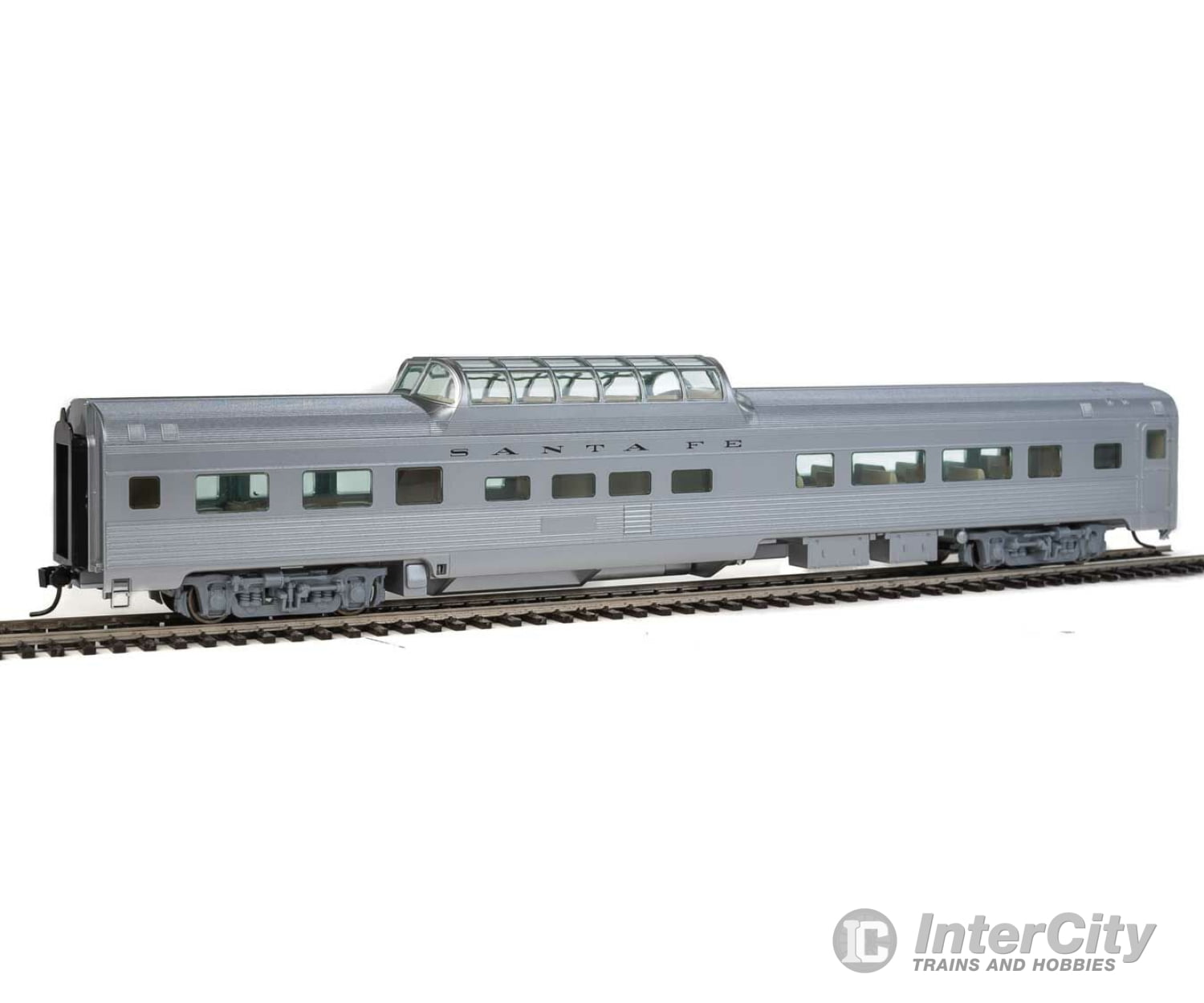 Walthers Mainline 30402 85 Budd Dome Coach - Ready To Run -- Santa Fe (Silver) Passenger Cars