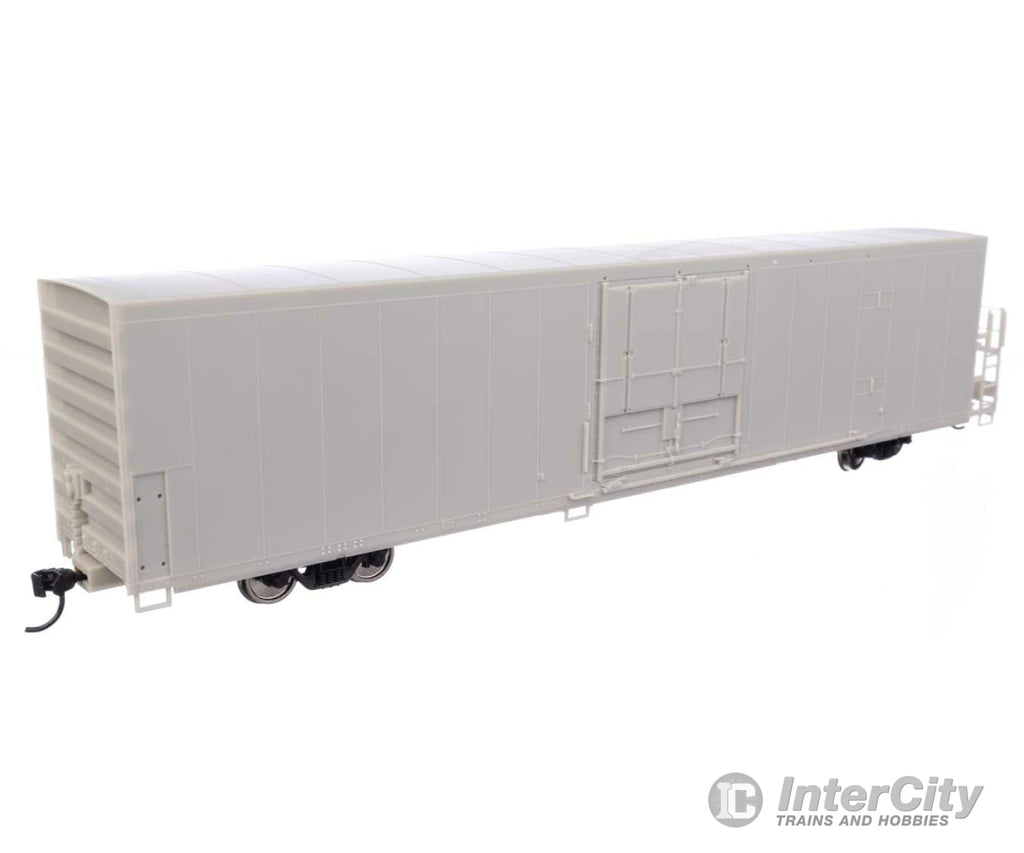 Walthers Mainline 4100 72 Modern Refrigerator Boxcar - Ready To Run -- Undecorated Freight Cars