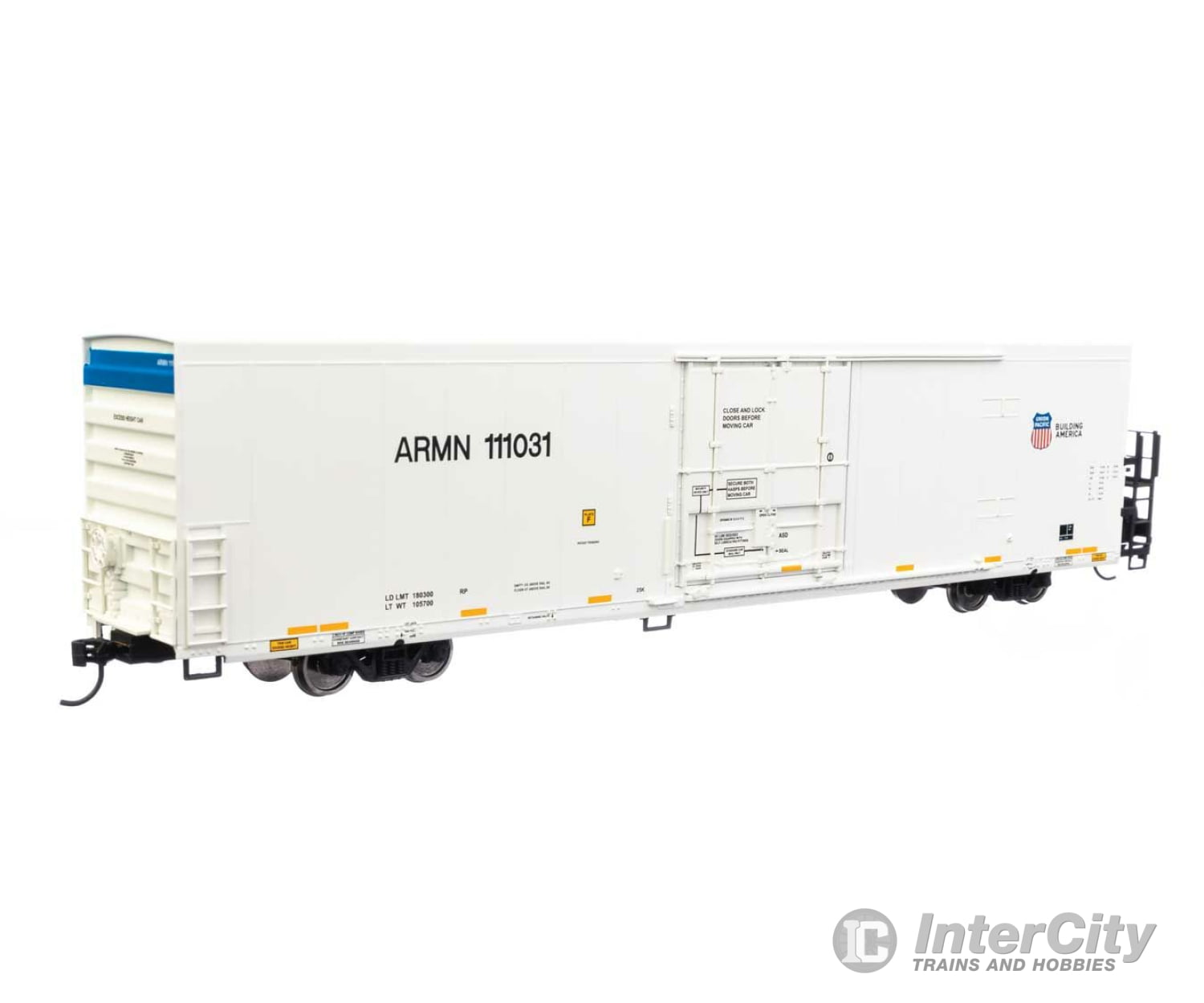 Walthers Mainline 4103 72 Modern Refrigerator Boxcar - Ready To Run -- Union Pacific(R) Armn #111031