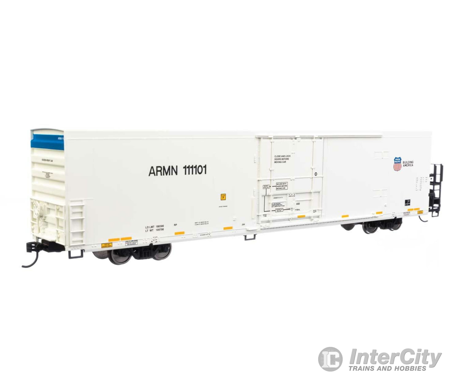 Walthers Mainline 4104 72 Modern Refrigerator Boxcar - Ready To Run -- Union Pacific(R) Armn #111101