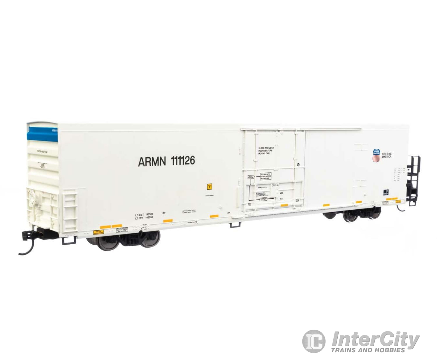 Walthers Mainline 4105 72 Modern Refrigerator Boxcar - Ready To Run -- Union Pacific(R) Armn #111126