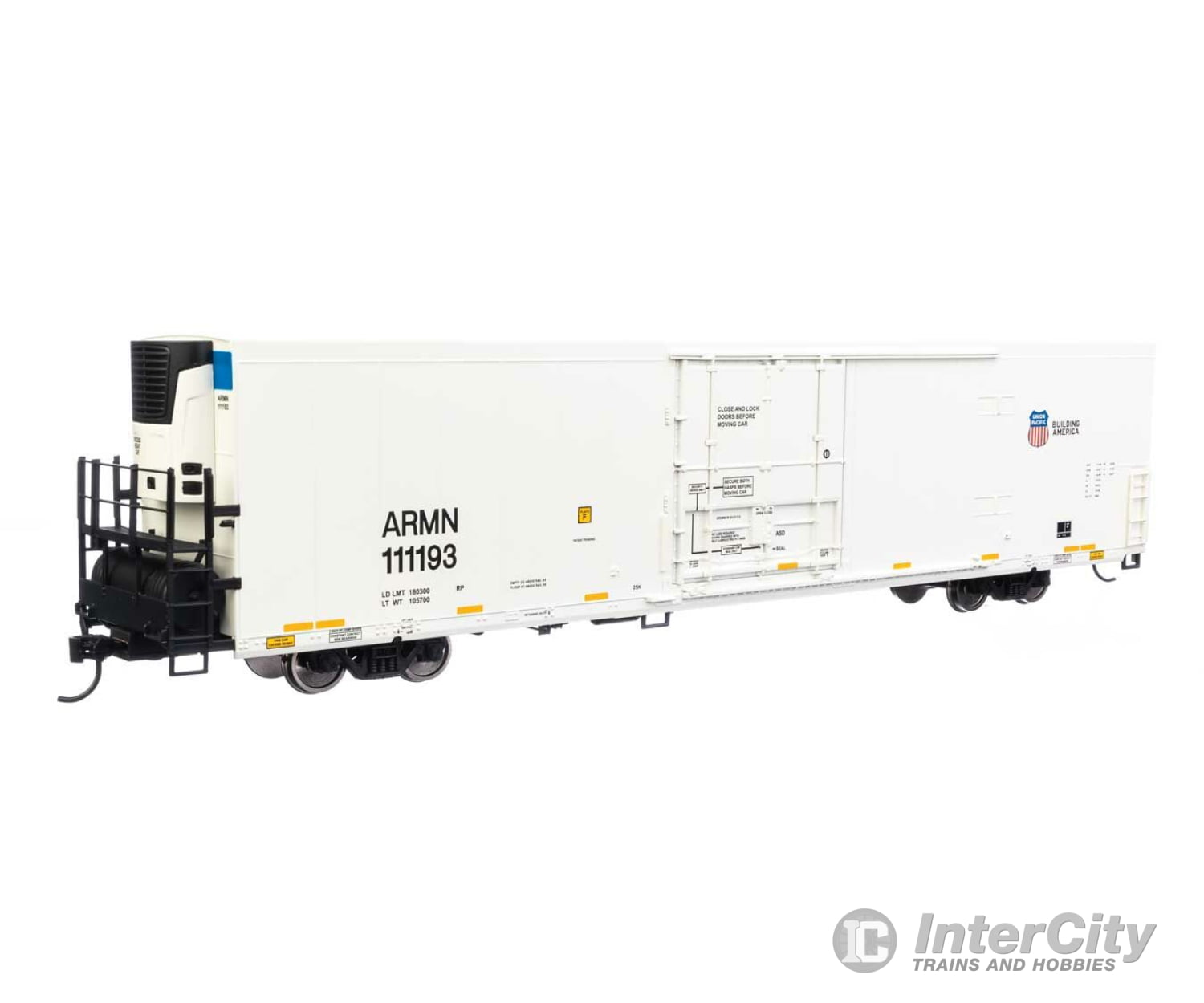 Walthers Mainline 4109 72 Modern Refrigerator Boxcar - Ready To Run -- Union Pacific(R) Armn #111193