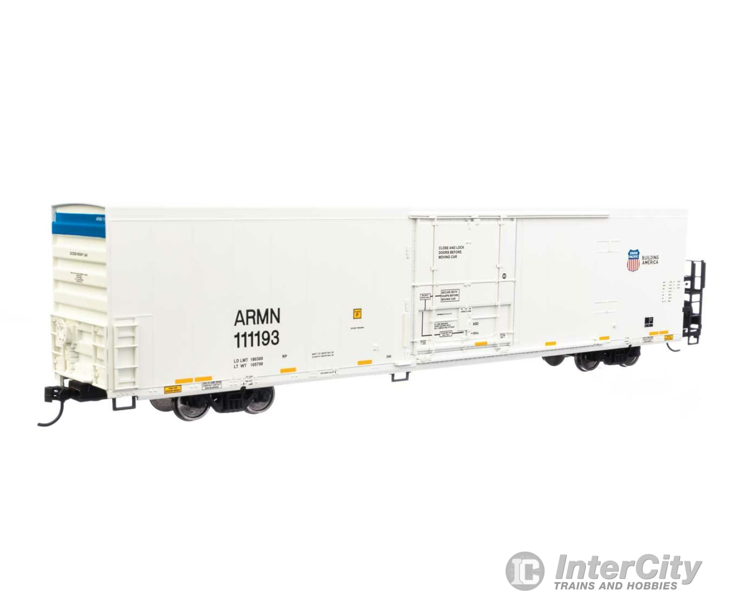 Walthers Mainline 4109 72 Modern Refrigerator Boxcar - Ready To Run -- Union Pacific(R) Armn #111193