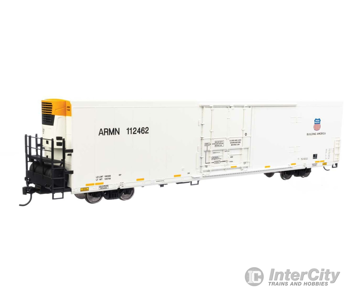 Walthers Mainline 4130 72 Modern Refrigerator Boxcar - Ready To Run -- Union Pacific(R) Armn #112462