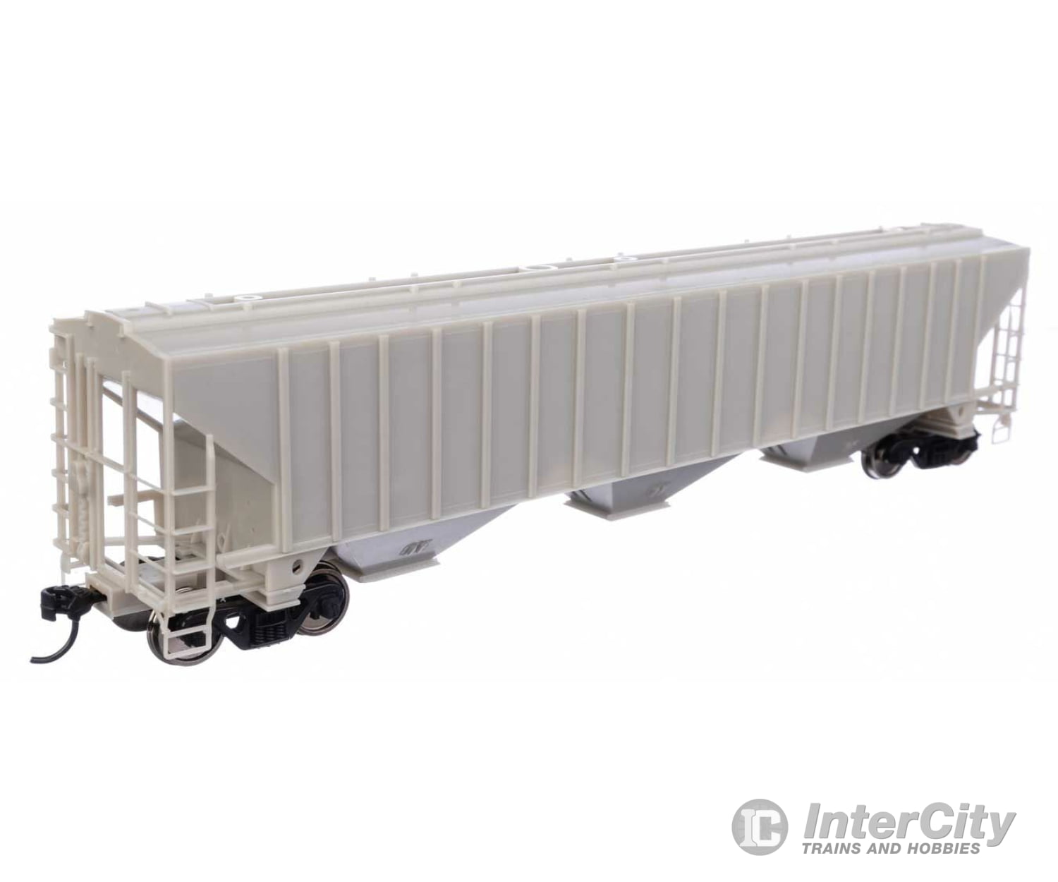 Walthers Mainline 49000 57 Trinity 4750 3-Bay Covered Hopper - Ready To Run -- Undecorated Freight