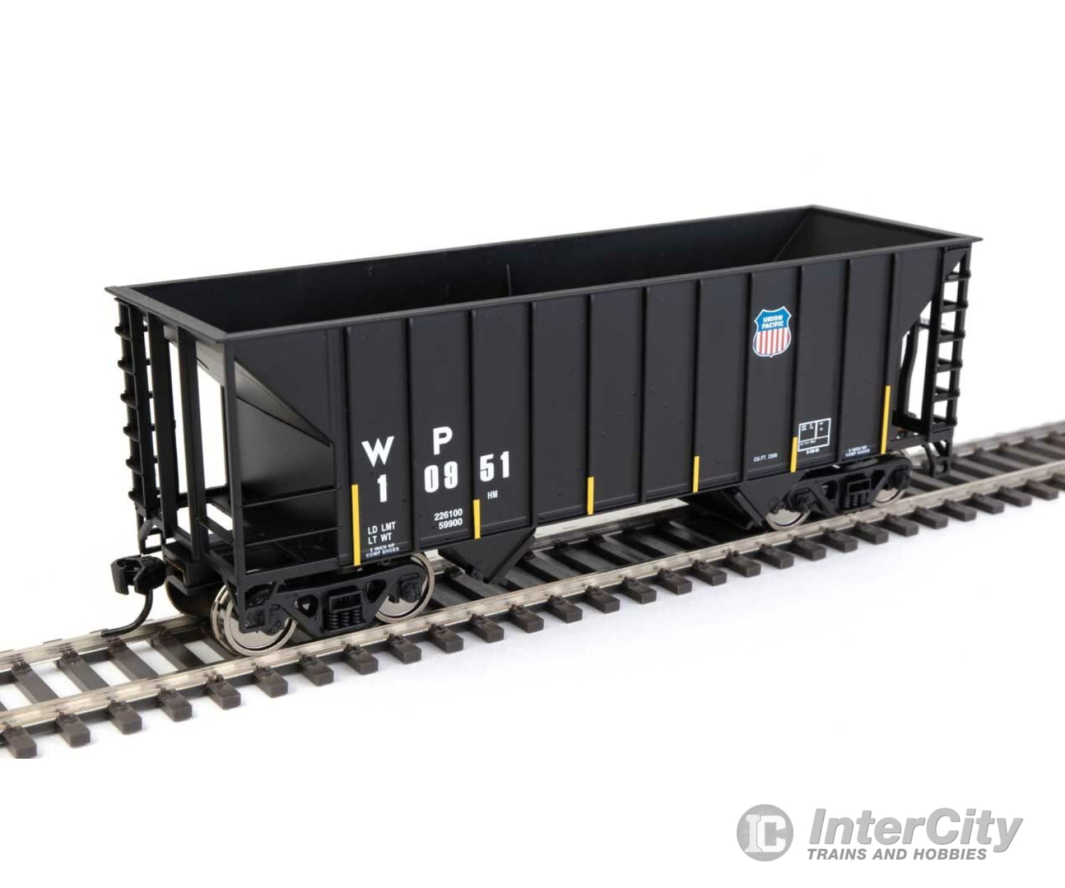 Walthers Mainline 56631 34 100-Ton 2-Bay Hopper - Ready To Run -- Union Pacific(R) Wp(Tm) #10951