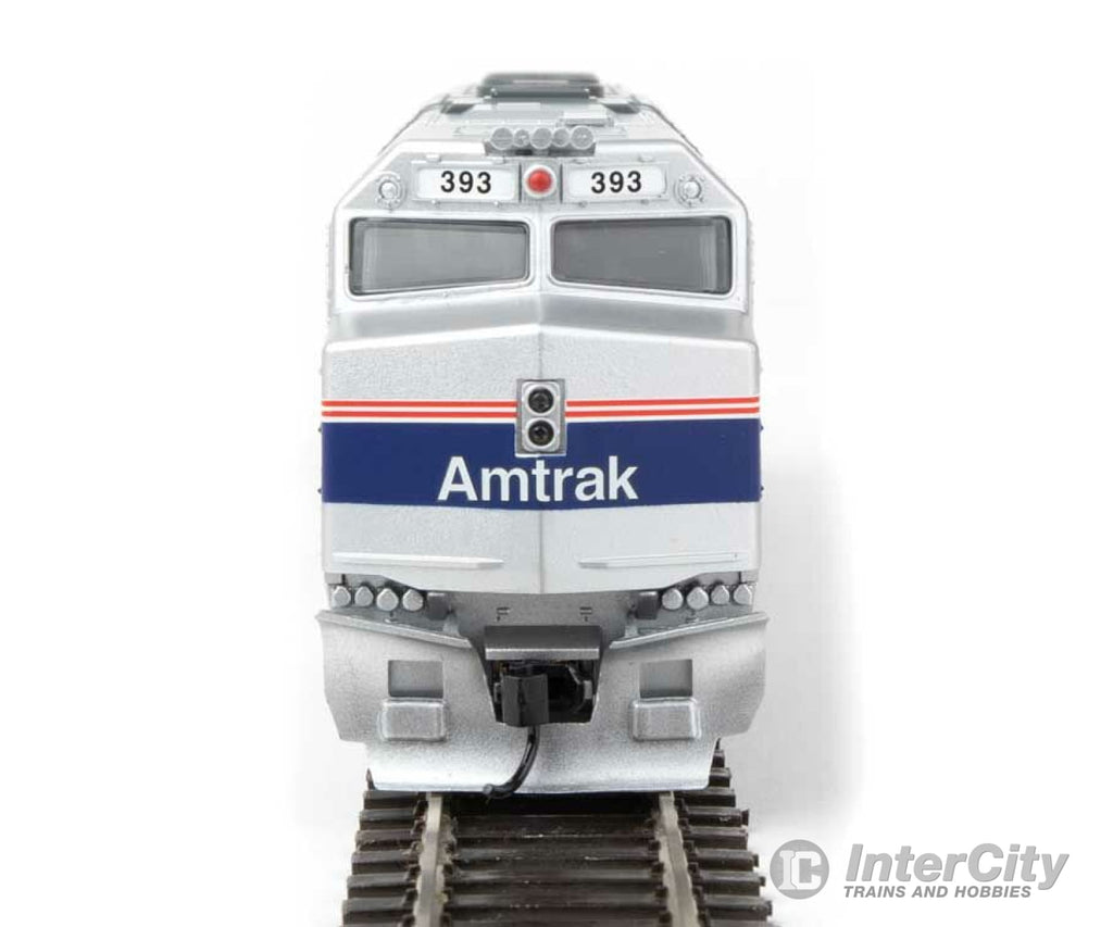 Walthers Mainline 9467 Emd F40Ph - Standard Dc -- Amtrak(R) #393 (Phase Iv; Silver Wide Blue Thin