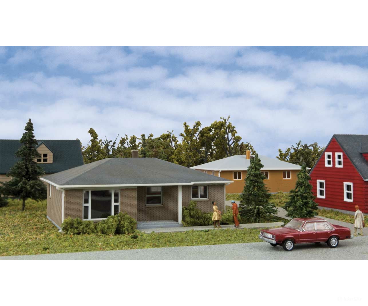 Walthers Cornerstone 3838 Brick Ranch House -- Kit - 3-1/16 X 2-9/32 1-1/4’ 7.7 5.7 3.17Cm