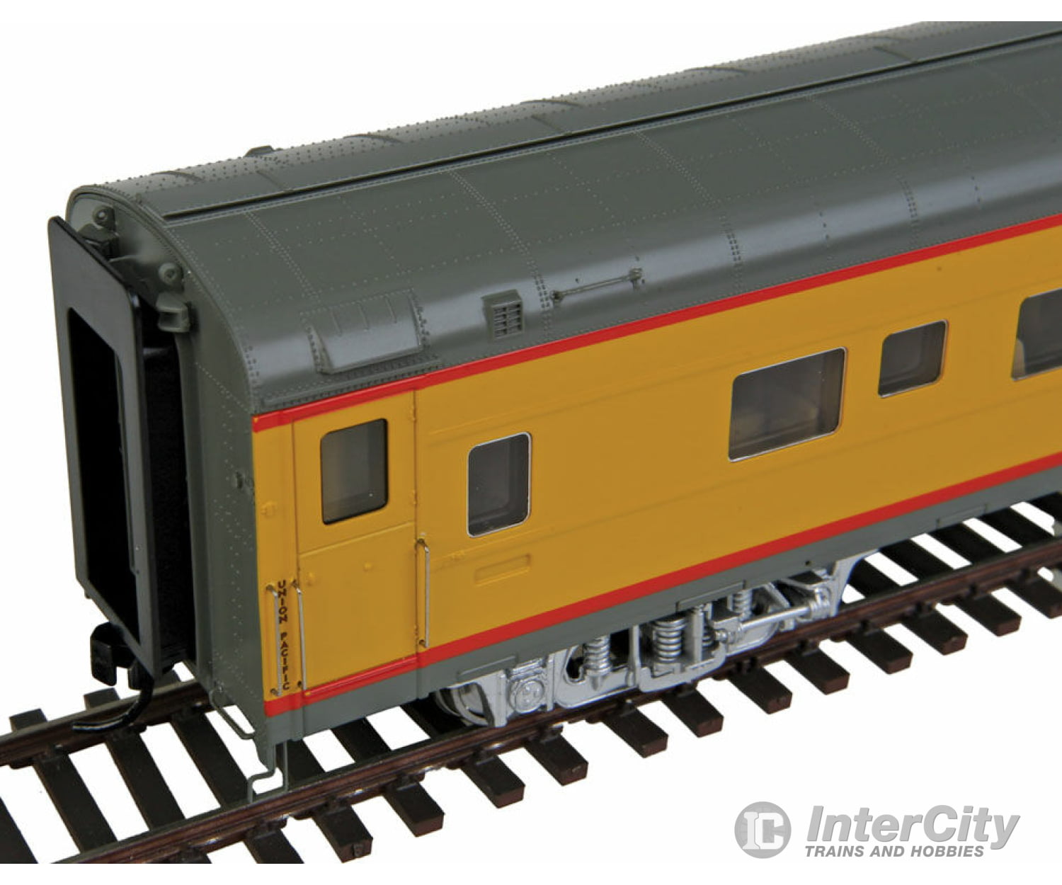 Walthers Proto 18502 85 Acf 44-Seat Coach - Lighted Union Pacific(R) Heritage Fleet -- Sunshine