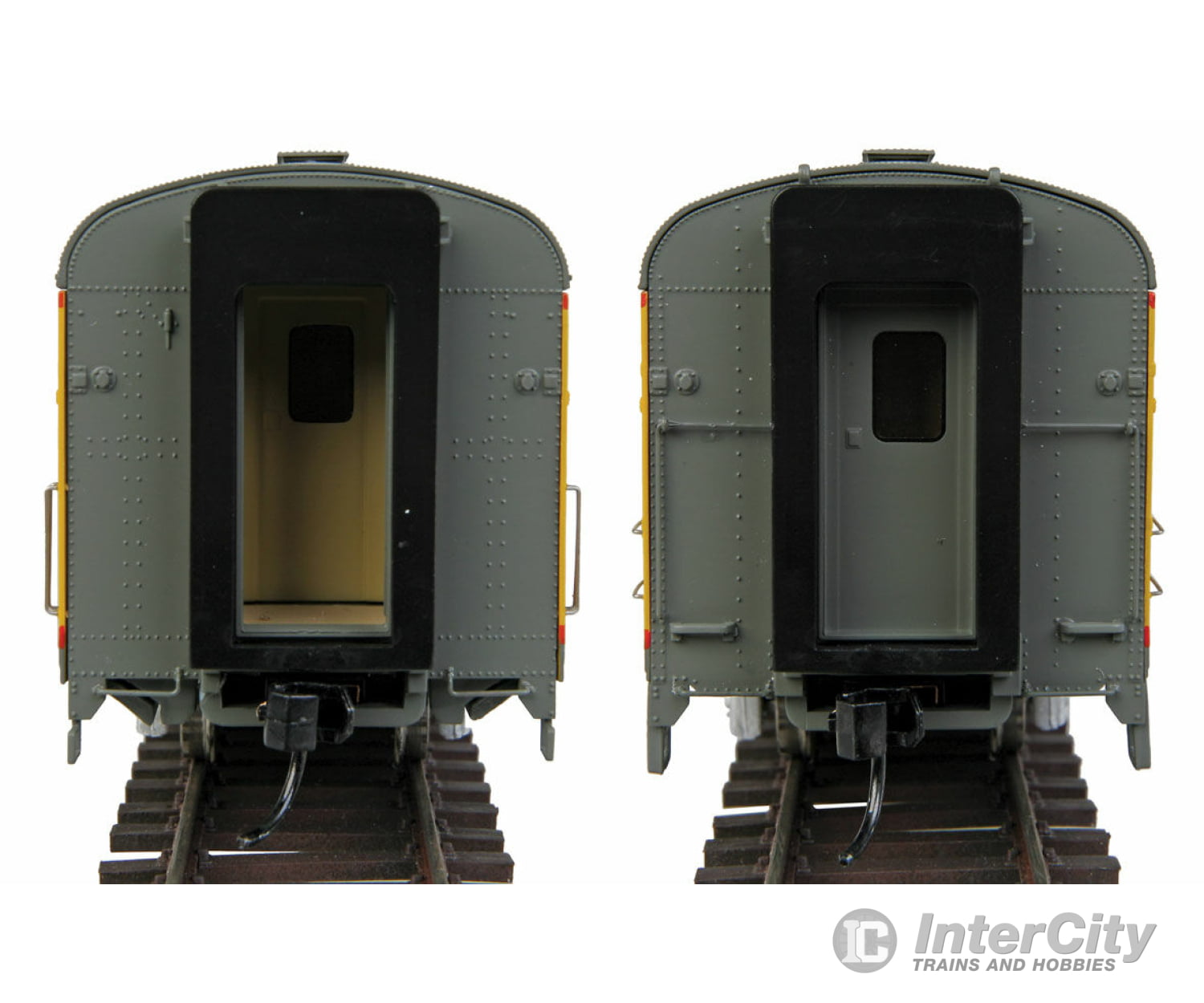 Walthers Proto 18502 85 Acf 44-Seat Coach - Lighted Union Pacific(R) Heritage Fleet -- Sunshine