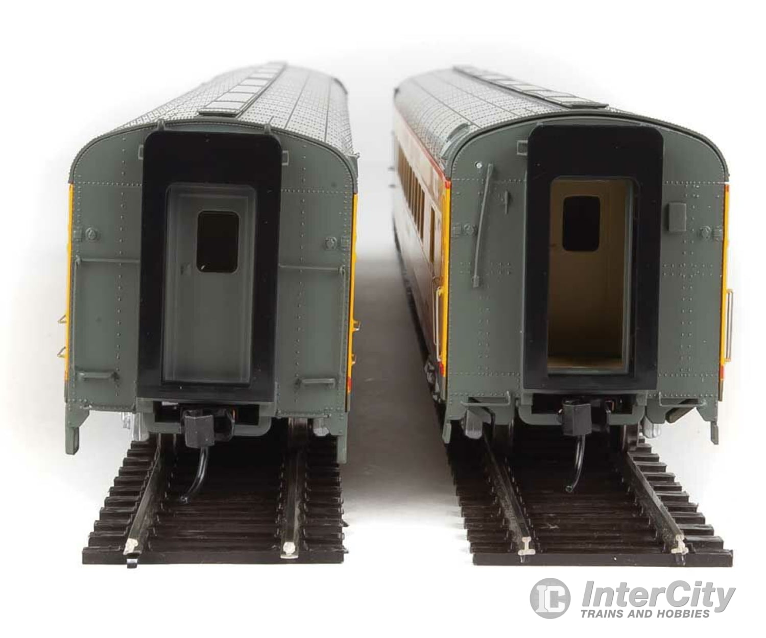 Walthers Proto 18503 85 Acf 44-Seat Coach - Lighted Union Pacific(R) Heritage Fleet -- Katy Flyer