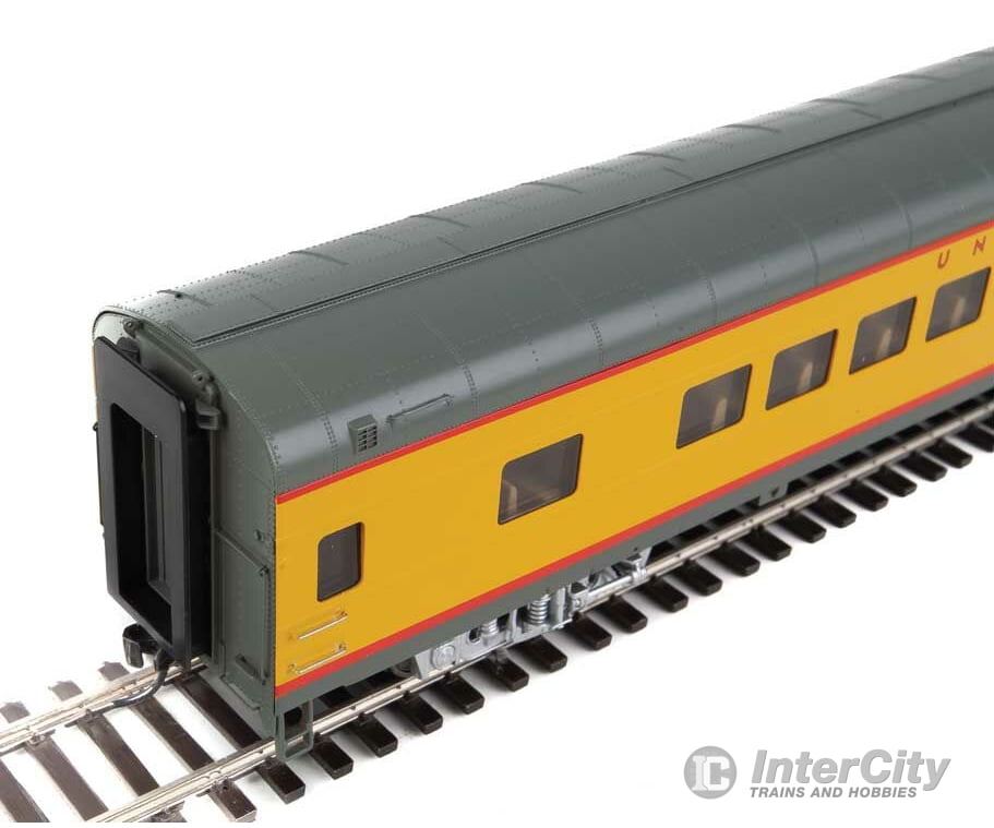 Walthers Proto 18507 85 Acf 44-Seat Coach Union Pacific(R) Heritage Fleet - Ready To Run Lighted --