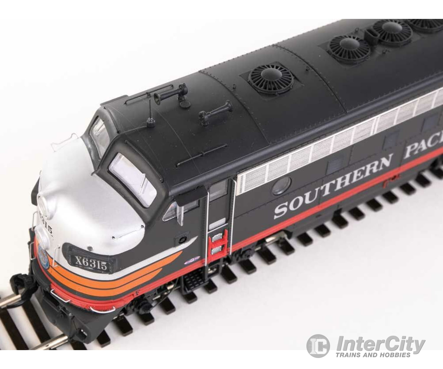 Walthers Proto 40937 Emd F7A-B Set - Loksound 5 Sound & Dcc -- Southern Pacific(Tm) #6315 8215