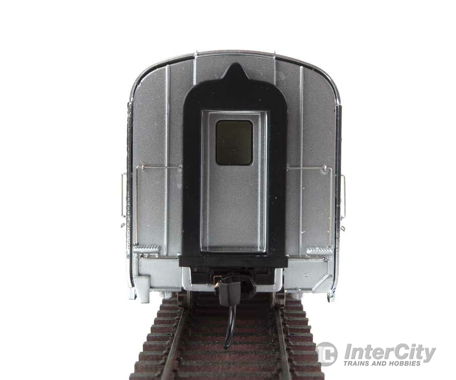 Walthers Proto 9606 85 Budd Pine Series 10-6 Sleeper - Ready To Run -- Santa Fe (Real Metal Finish