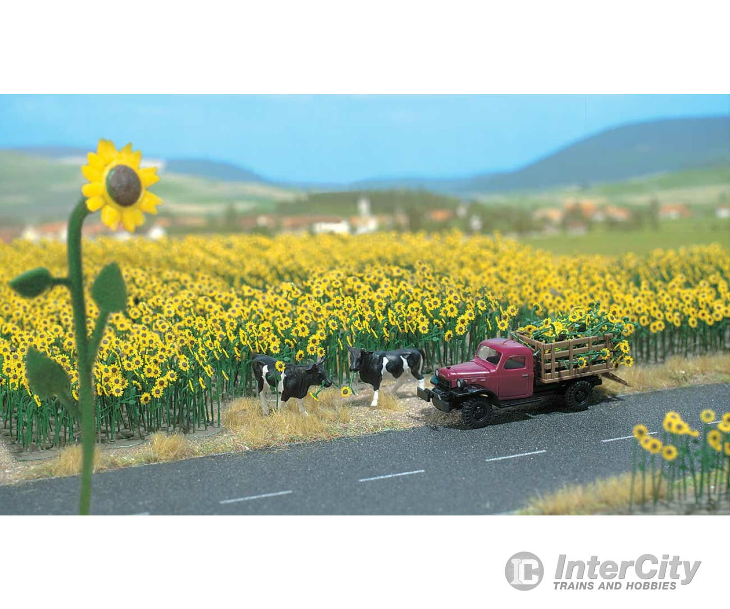 Walthers Scenemaster 1119 Sunflower Field -- Kit Pkg(60) Scenery Details