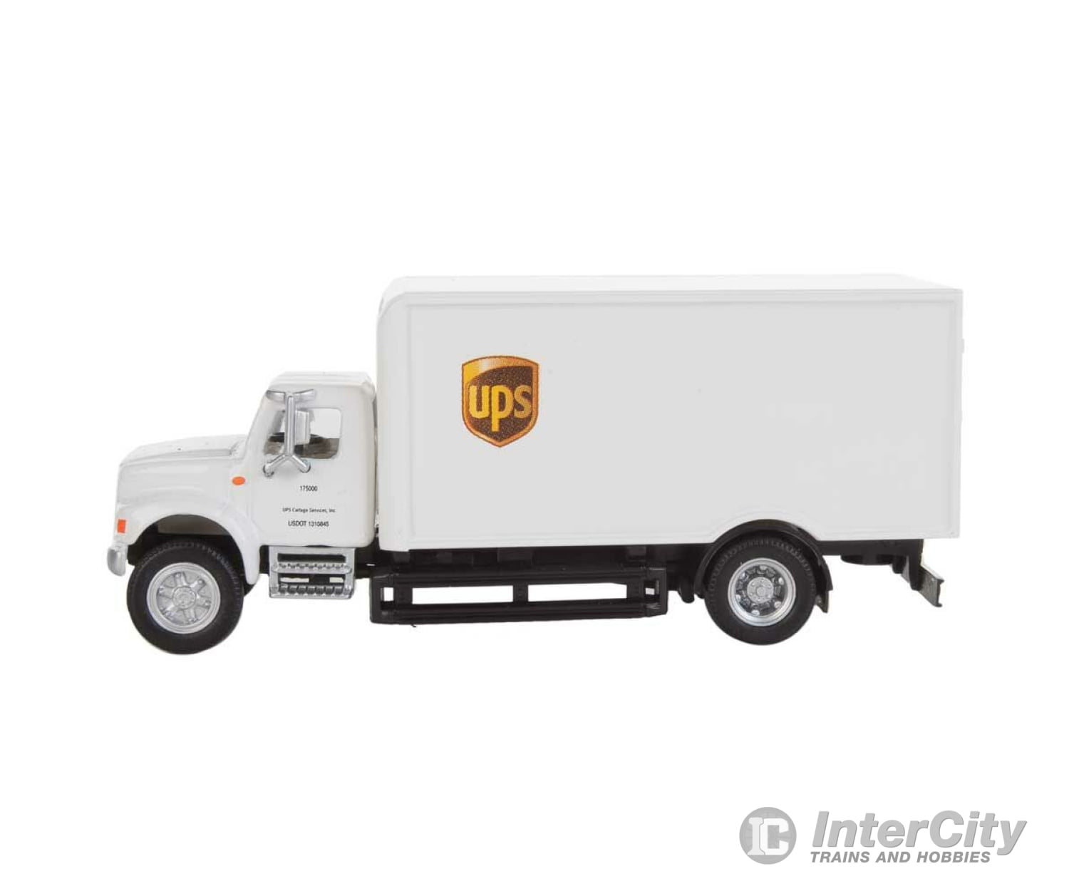 Walthers Scenemaster 11295 International(R) 4900 Single-Axle Box Van - Assembled -- Ups(R) Cartage