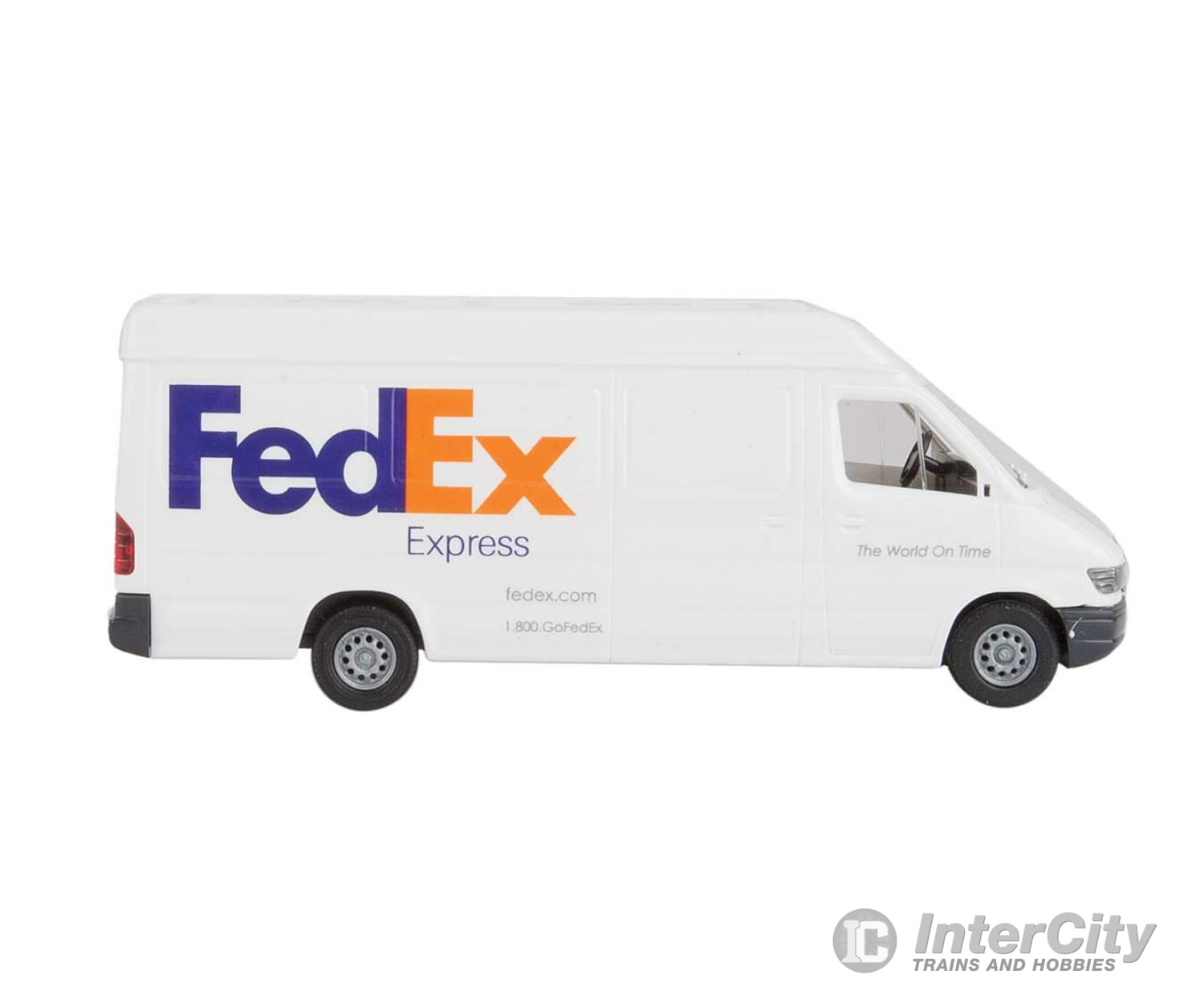 Walthers Scenemaster 12203 Delivery Van - Assembled -- Fedex Express (White Purple Orange) Cars &