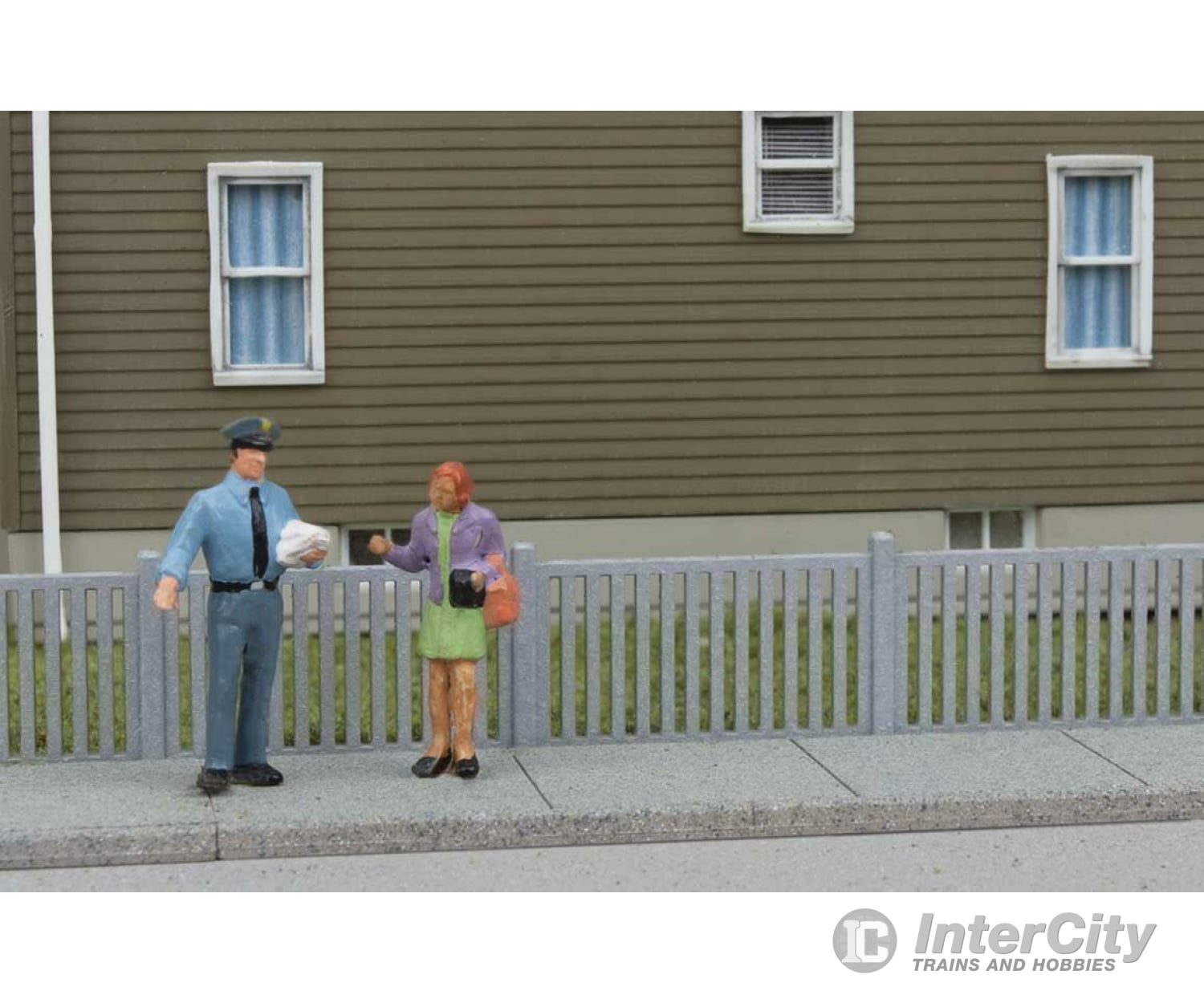 Walthers Scenemaster 4181 Metal Fence -- Kit - 48-7/8’ 124.2Cm Total Length Scenery Details