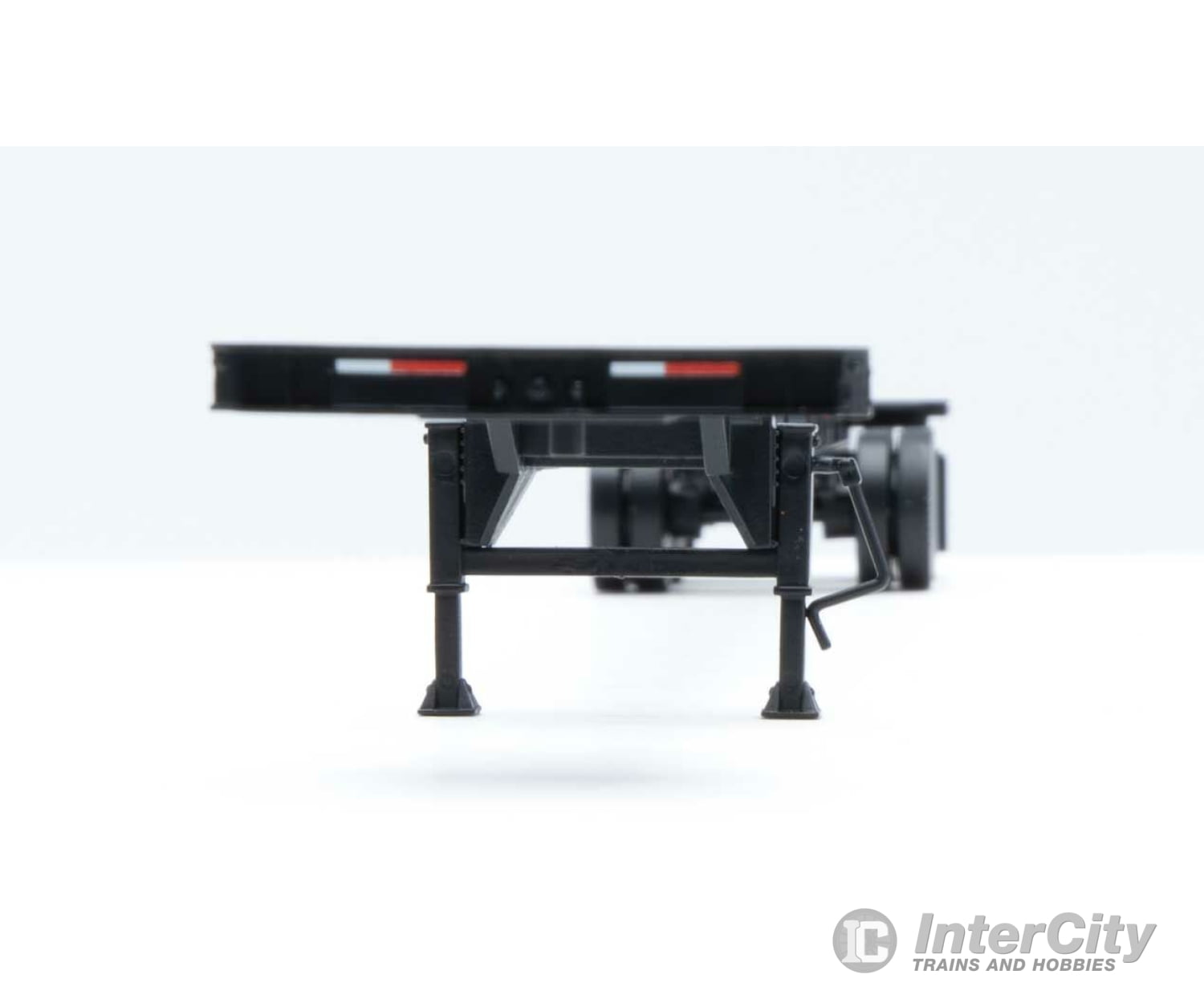 Walthers Scenemaster 4503 20’ Container Chassis (2-Pack) -- Black Freight Loads & Containers