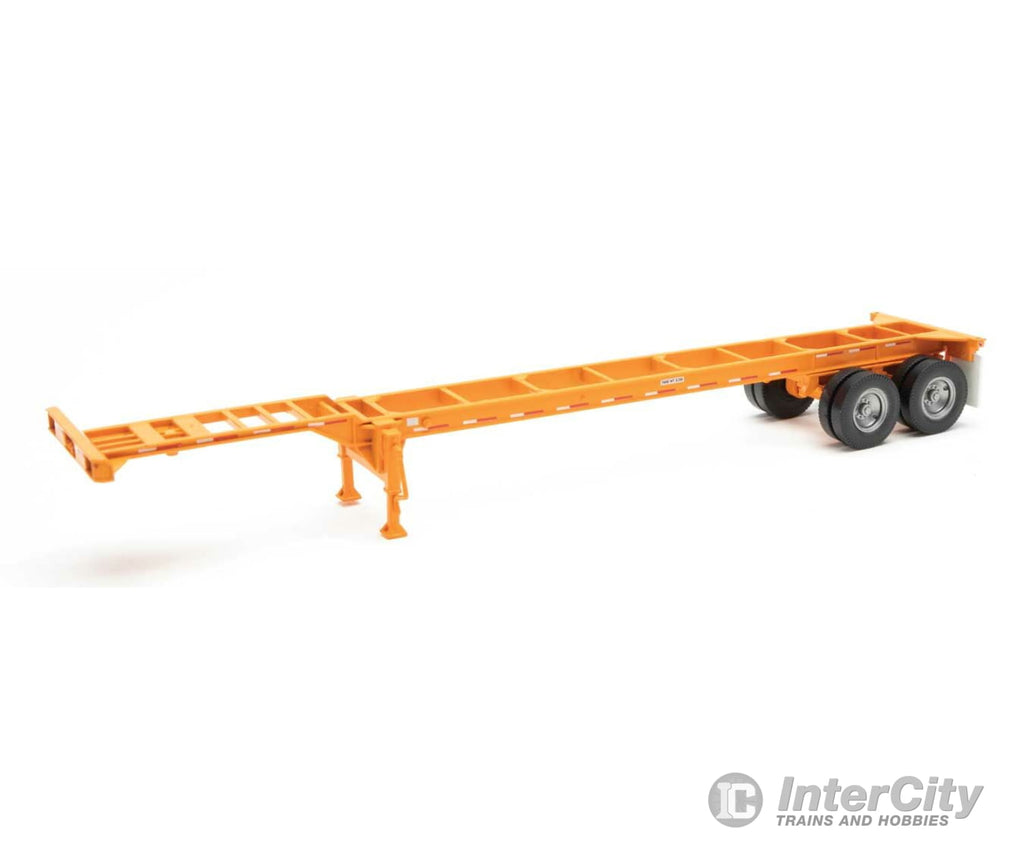 Walthers Scenemaster 4552 40’ Container Chassis (2-Pack) -- Orange Freight Loads & Containers