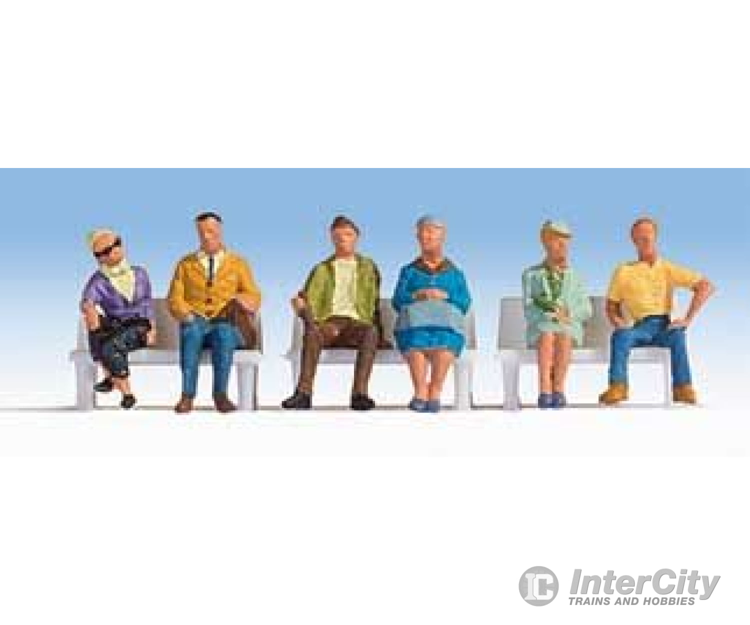 Walthers Scenemaster 6058 Seated People Pkg(6) -- Set #2 Figures