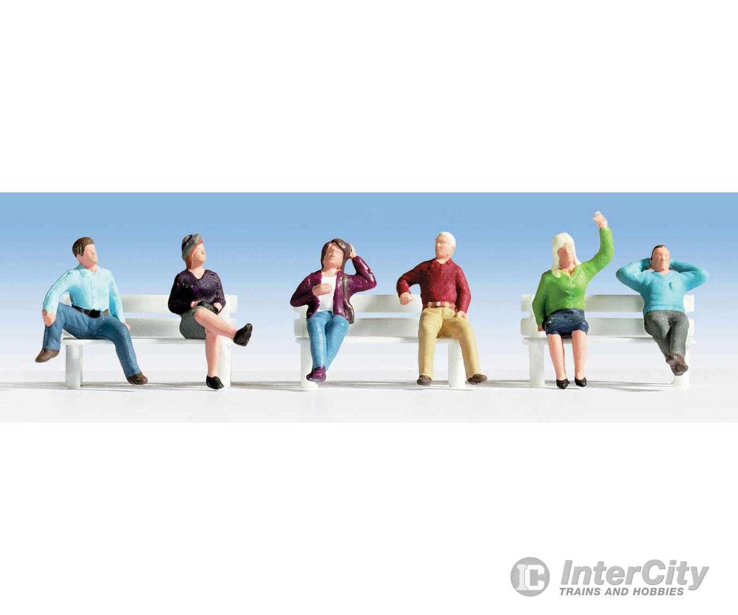 Walthers Scenemaster 6059 Seated People Pkg(6) -- Set #3 Figures