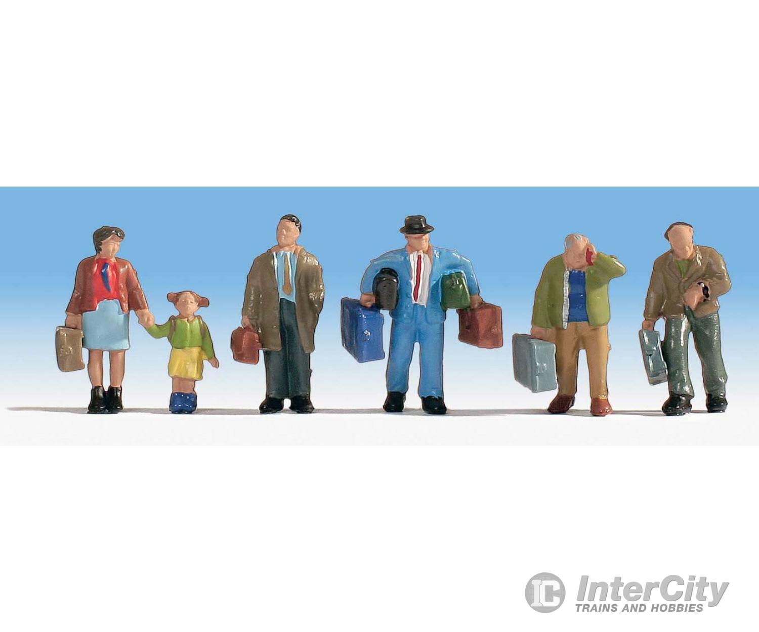 Walthers Scenemaster 6060 Travelers With Luggage Pkg(5) Figures