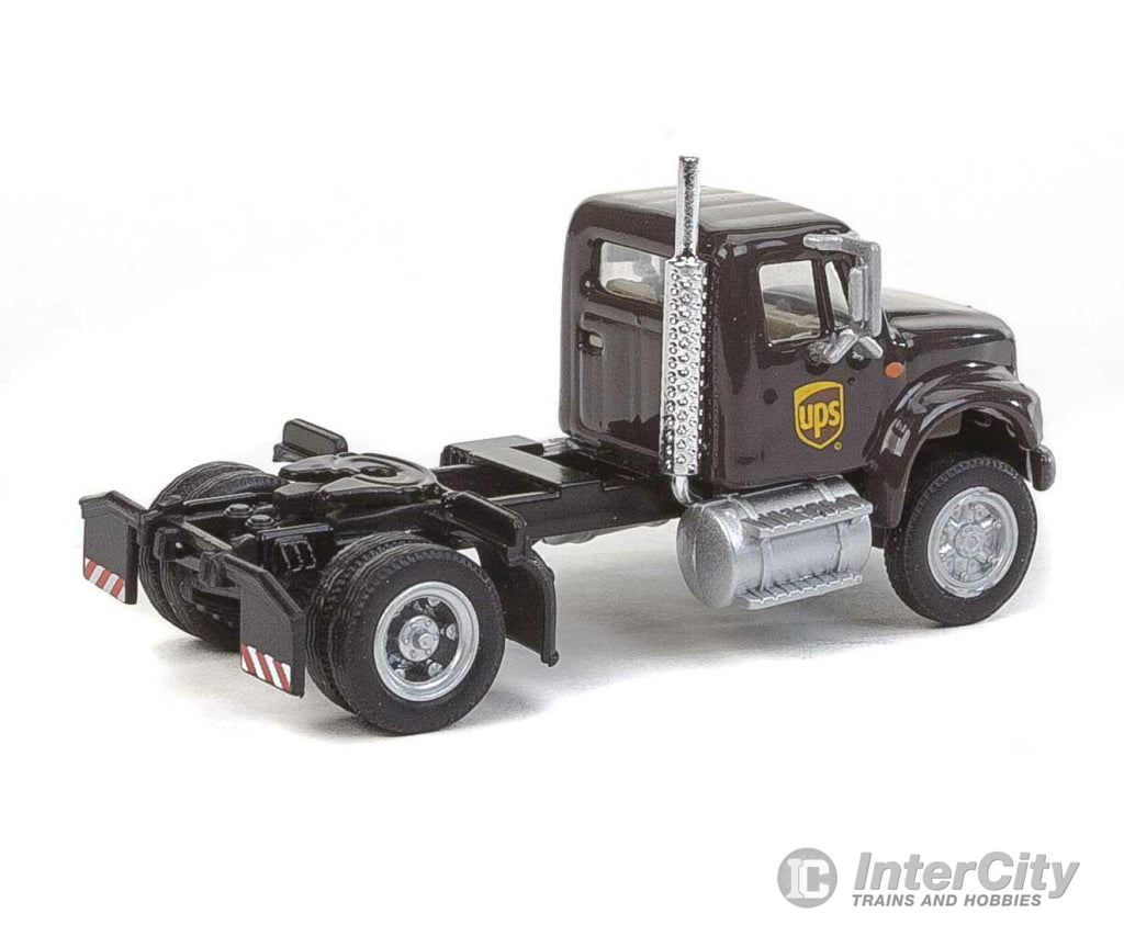 Walthers Scenemaster Ho 11193 International(R) 4900 Single-Axle Semi Tractor Only - Assembled --