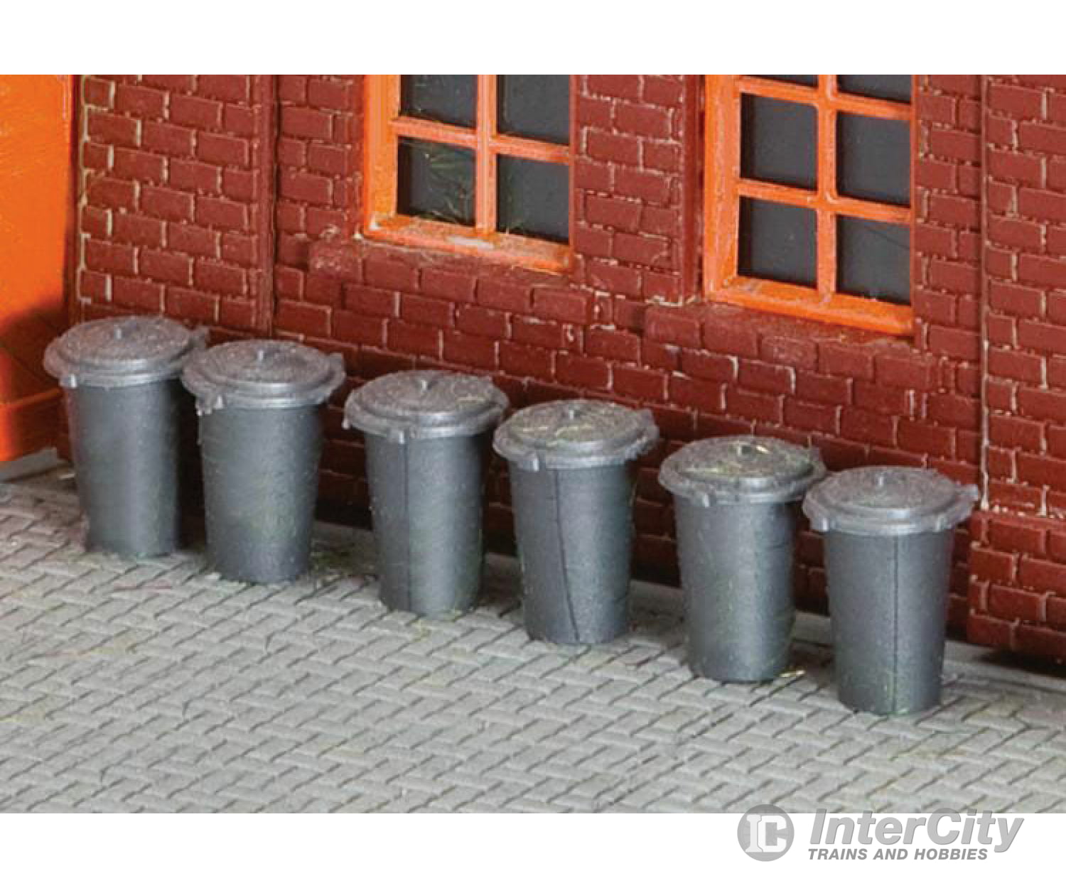 Walthers Scenemaster Ho 4125 Vintage Garbage Cans -- Assembled Pkg(12) Scenery Details