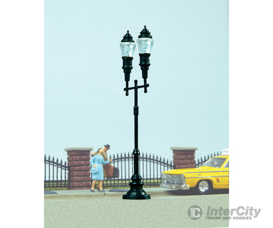 Walthers Scenemaster Ho 4308 Double-Arm Street Light Lights & Electronics