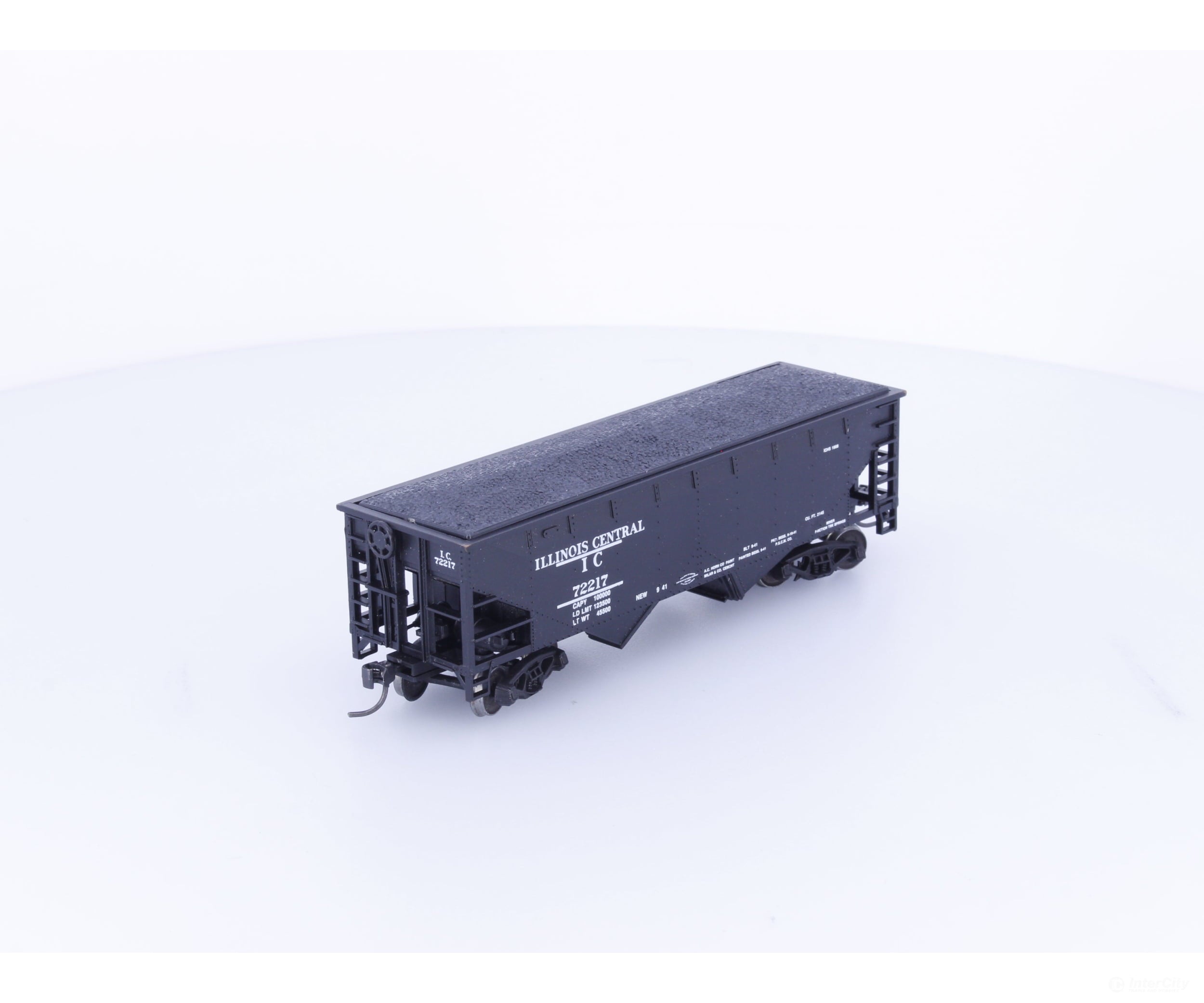 Walthers SRH HO Special Run Hopper Illinois Central (IC) 72217 - Freight Cars