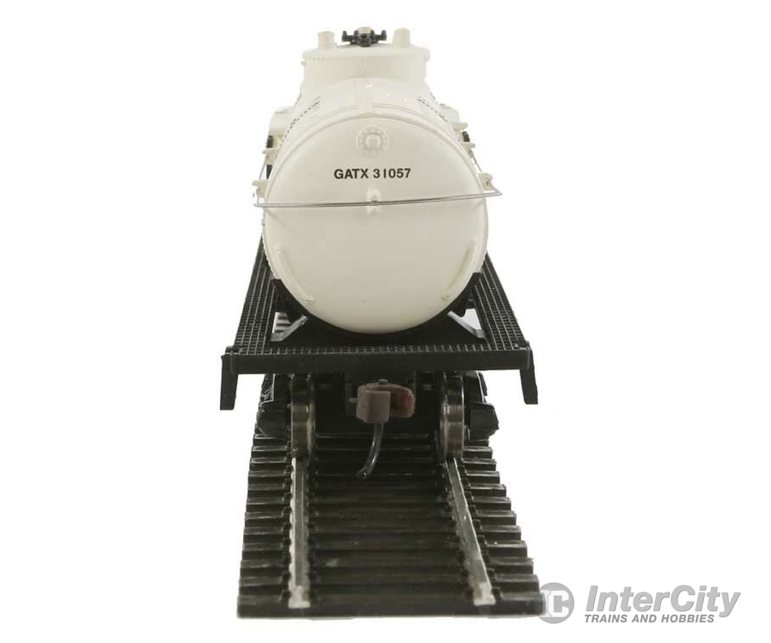 Walthers Trainline 1615 40 Tank Car - Ready To Run -- Bakers Chocolate Gatx #31057 (White Black Red)