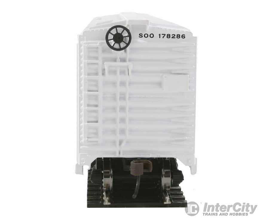 Walthers Trainline 1671 50 Plug-Door Boxcar - Ready To Run -- Soo Line Freight Cars