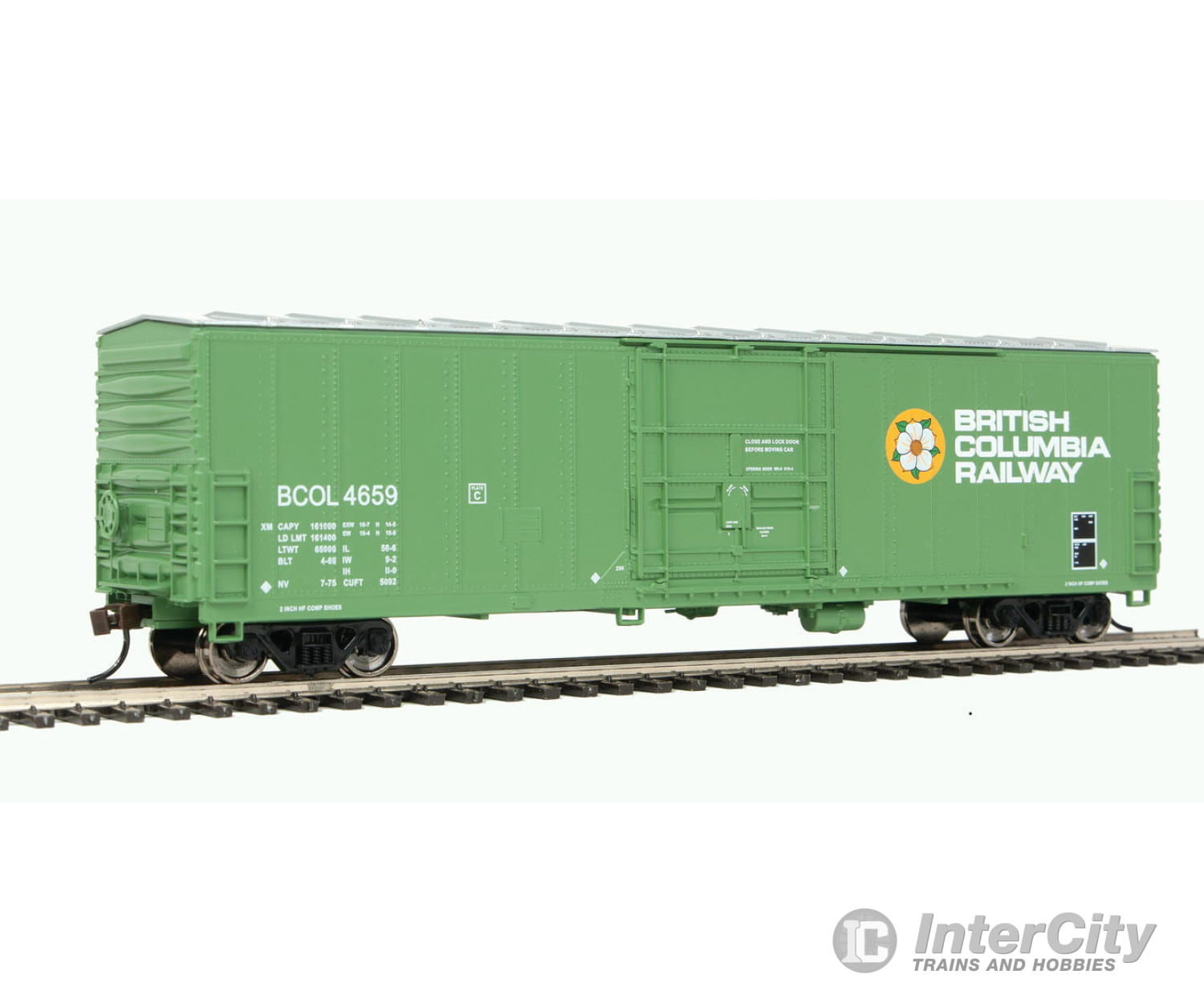 Walthers Trainline 1800 Insulated Boxcar - Ready To Run -- British Columbia Railway Freight Cars