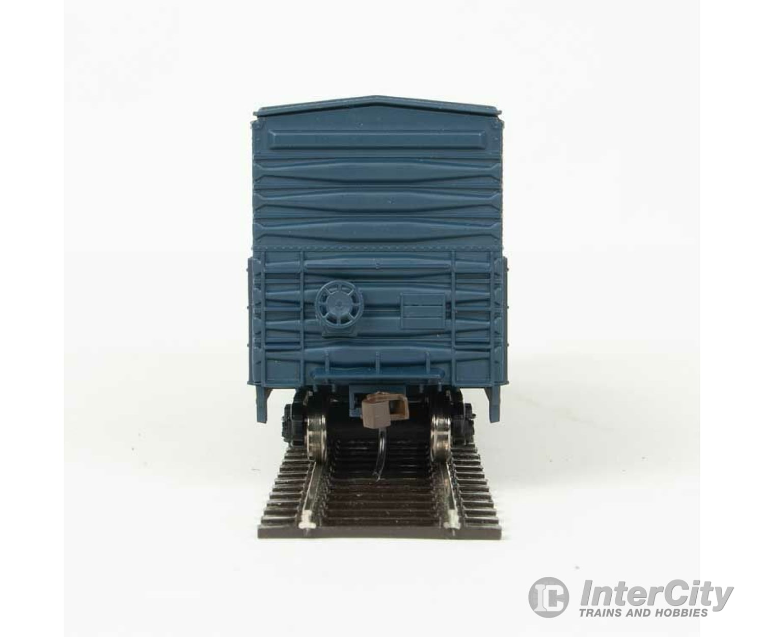 Walthers Trainline 1804 Insulated Boxcar - Ready To Run -- Csx Freight Cars