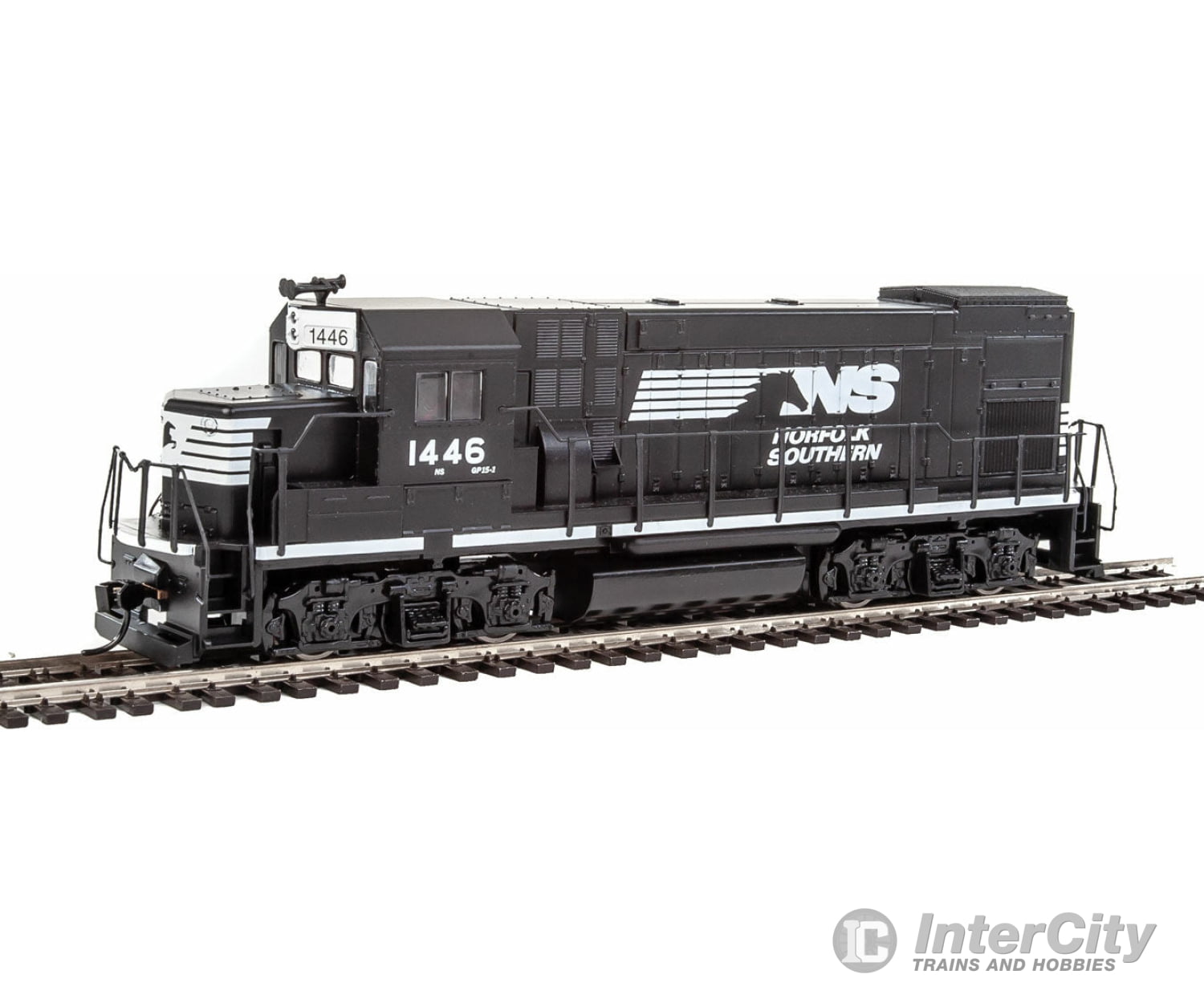 Walthers Trainline 2504 Emd Gp15-1 - Standard Dc -- Norfolk Southern (Black White) Locomotives